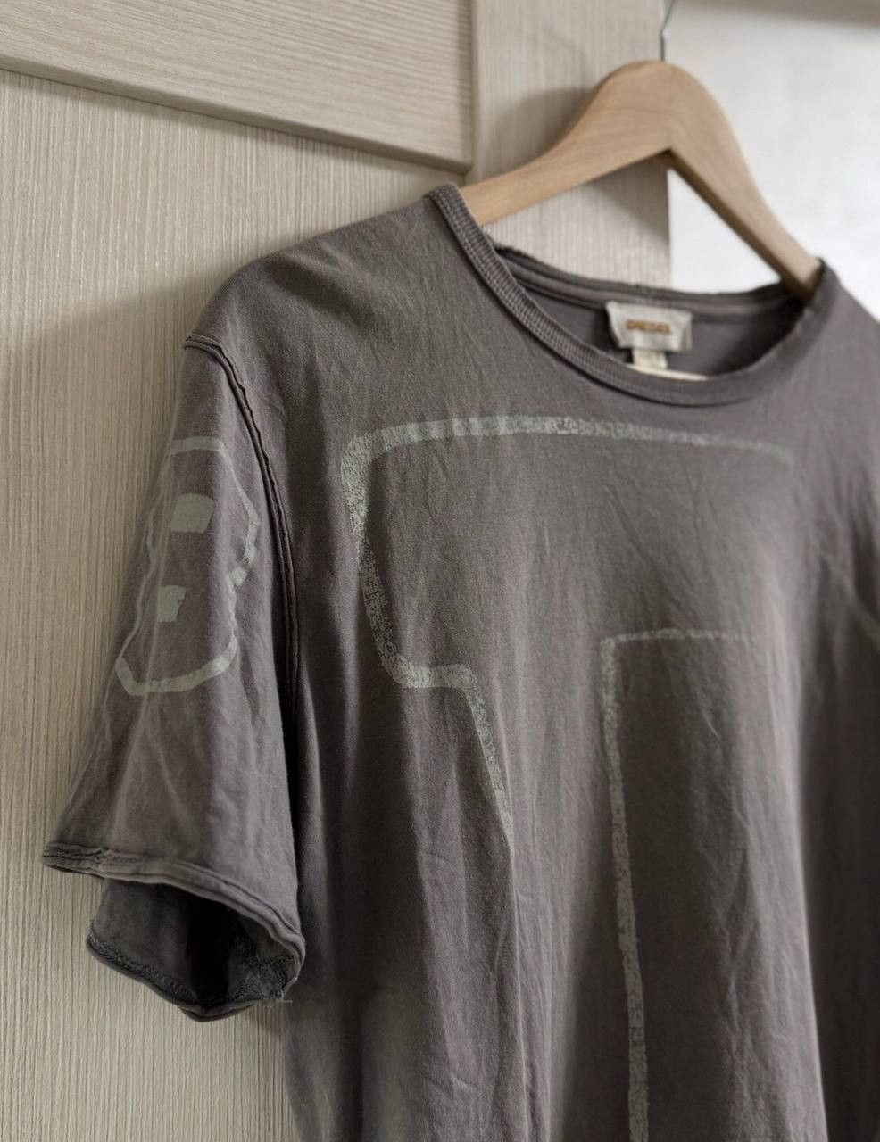Japanese Brand × Vintage Diesel T-shirt Printed Faded Japan Y2K Vintage Size US L / EU 52-54 / 3 - 4 Thumbnail