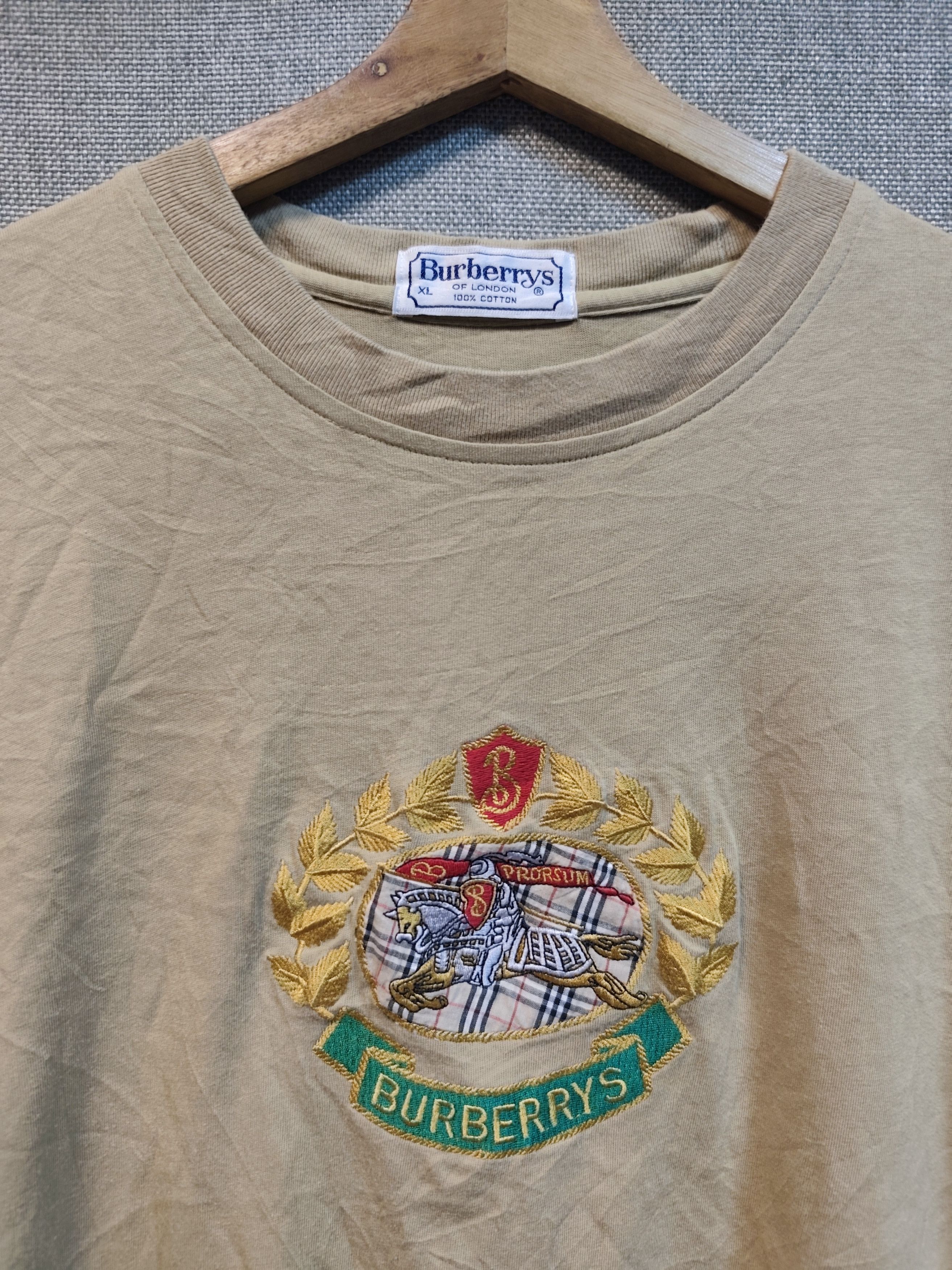 Burberry Vintage 90s t shirt Burberry big logo embroidery Size US XL / EU 56 / 4 - 3 Thumbnail