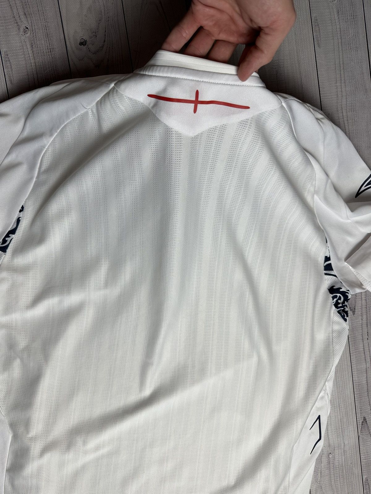 Umbro × Vintage Vintage England soccer jersey Umbro size XL Size US XL / EU 56 / 4 - 7 Thumbnail