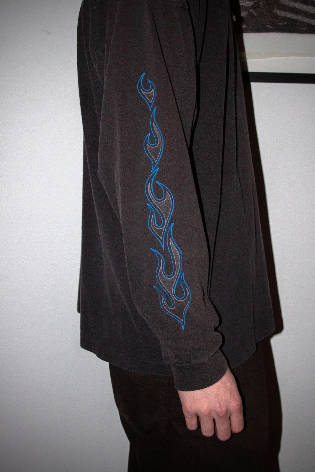 Harley Davidson 🚭RARE 🚭 ICE FLAME / POLAR BEAR HARLEY DAVIDSON LONG SLEEVE Size US XL / EU 56 / 4 - 3 Thumbnail