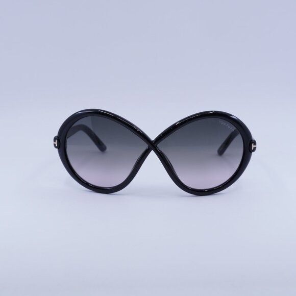 Tom Ford Tom Ford Jada FT1070 01B Sunglasses Black Geometric Frame Size ONE SIZE - 3 Thumbnail