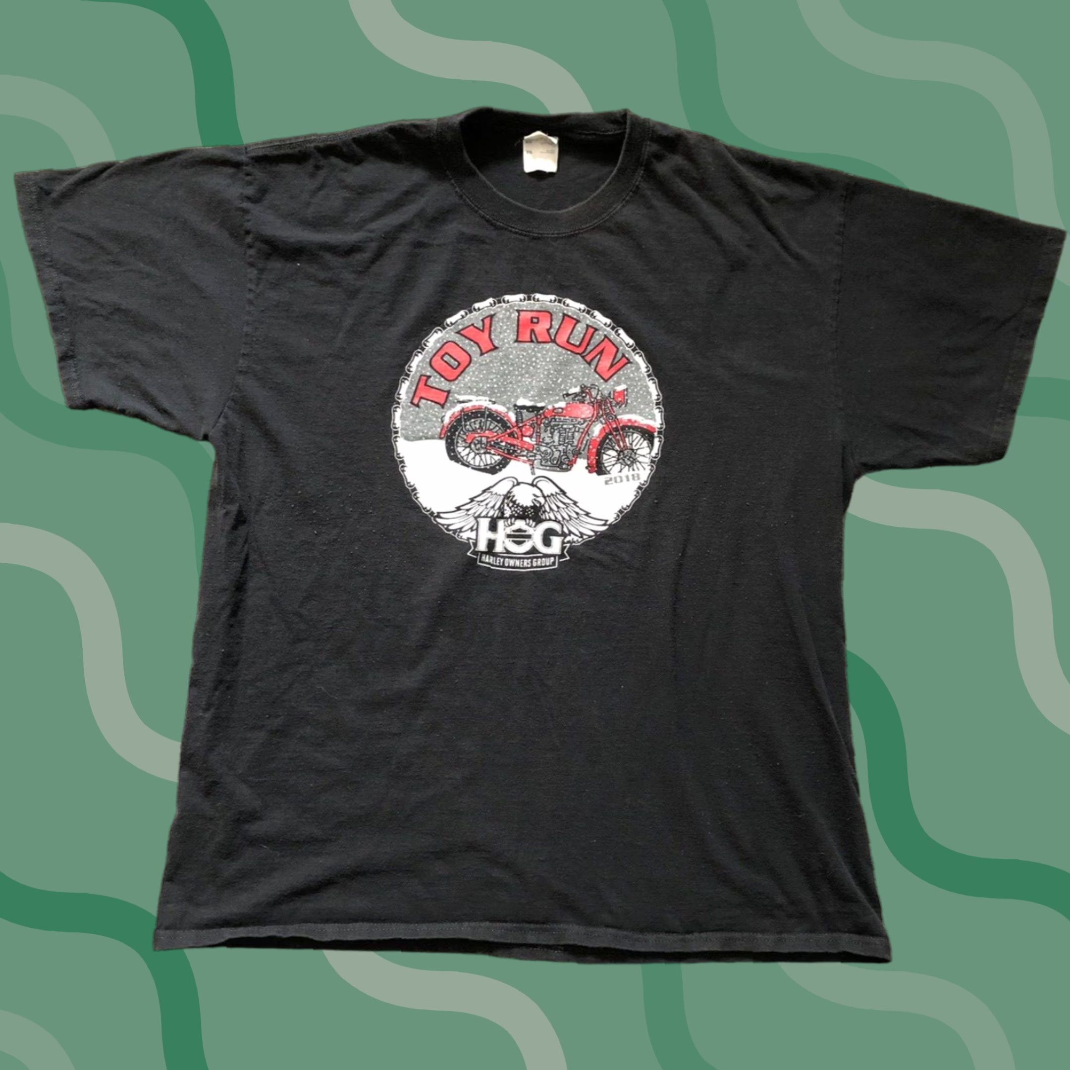 Port & Company Harley Owners Group Toy Run T Shirt Black XL 100% Cotton Graphic Print Port & Company Men T-Shirt Short Sleeve Summer Fall Spring Vintage? Size US XL / EU 56 / 4 - 1 Thumbnail