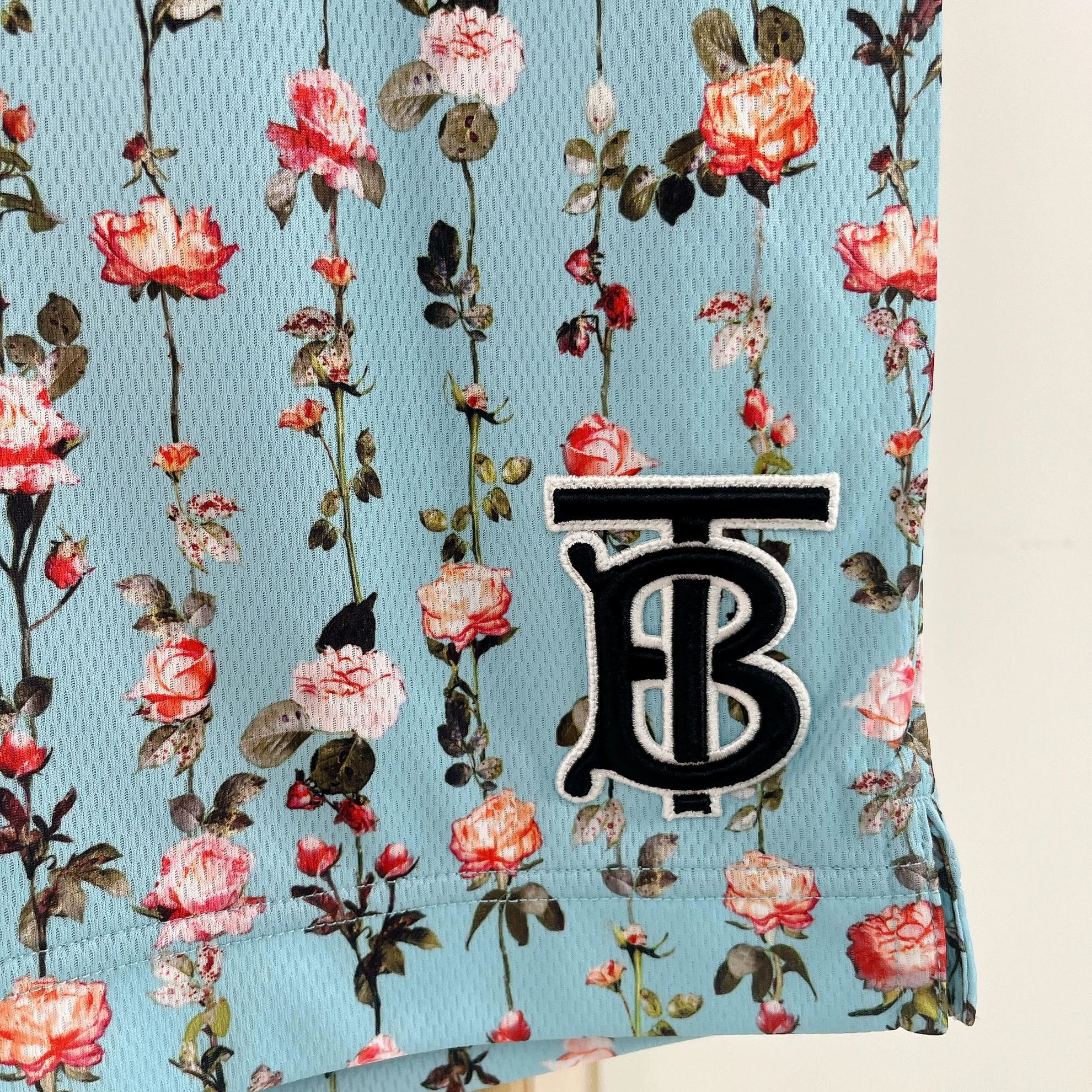 Burberry Burberry blue floral print 14Y shorts Size 24" / US 00 / IT 34 - 5 Thumbnail