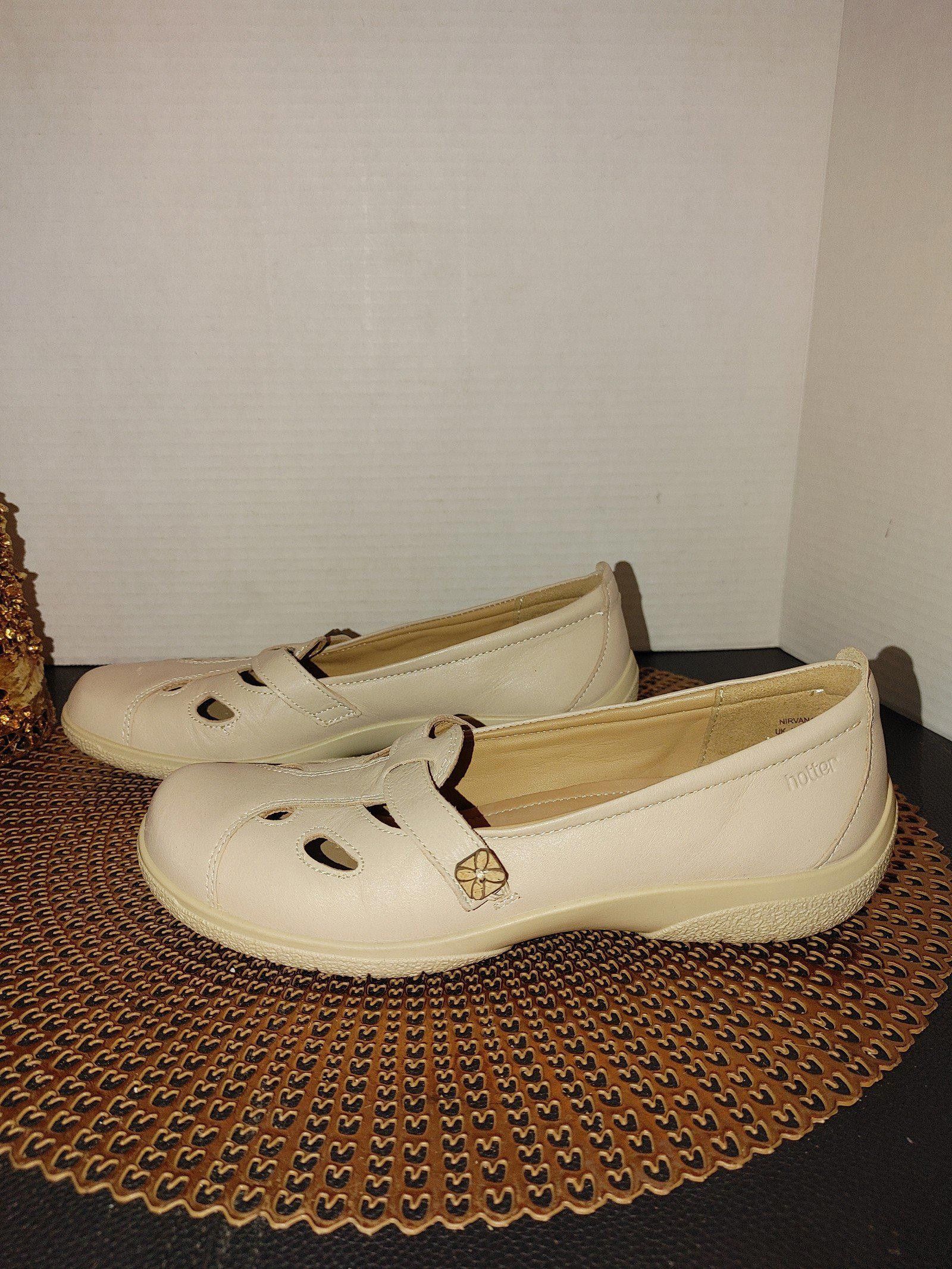 Bates Hats Hotter Nirvana Mary Jane Slip-ons Size 7.5 Size US 7.5 / IT 37.5 - 1 Thumbnail