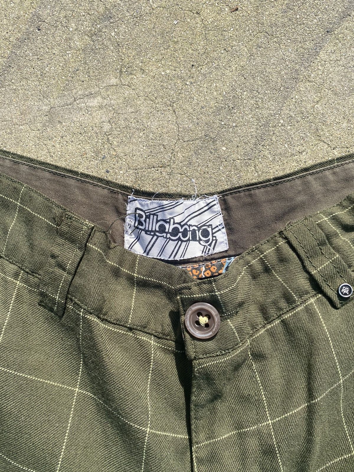 Billabong Vintage billabong shorts Size US 33 - 2 Thumbnail