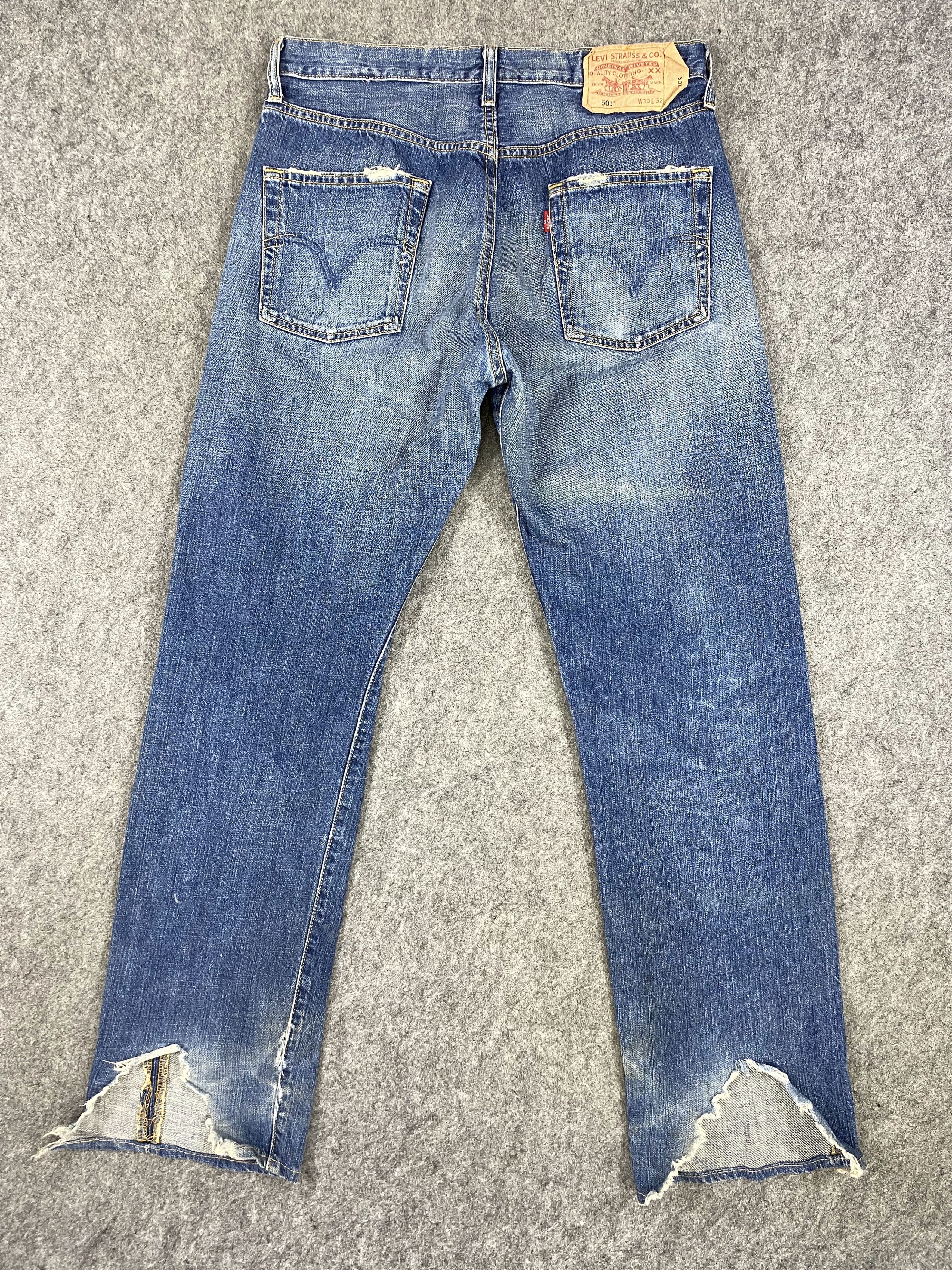Levi's Blue Distressed Vintage Levi's 501 31x31.5 Denim -JN1190 Size US 31 - 2 Thumbnail