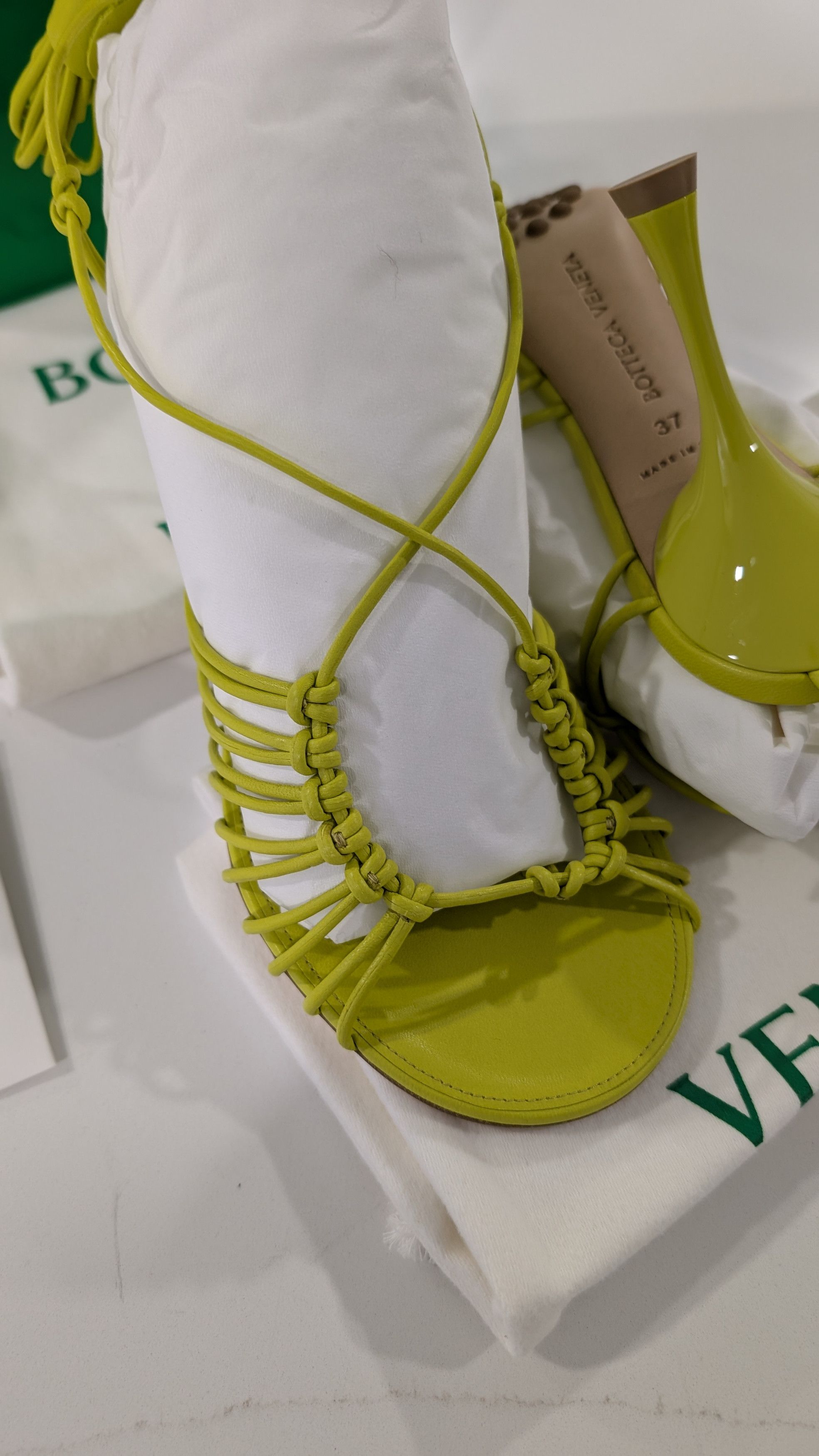 Bottega Veneta Bottega Veneta Dot Lace-Up Sandals Kiwi Leather Size US 7 / IT 37 - 13 Thumbnail