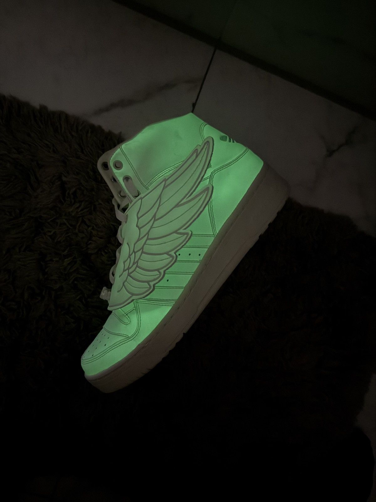 Adidas × Jeremy Scott Jeremy Scott x Adidas Wings Glow in the Dark Size 44 Size US 10 / EU 43 - 12 Thumbnail