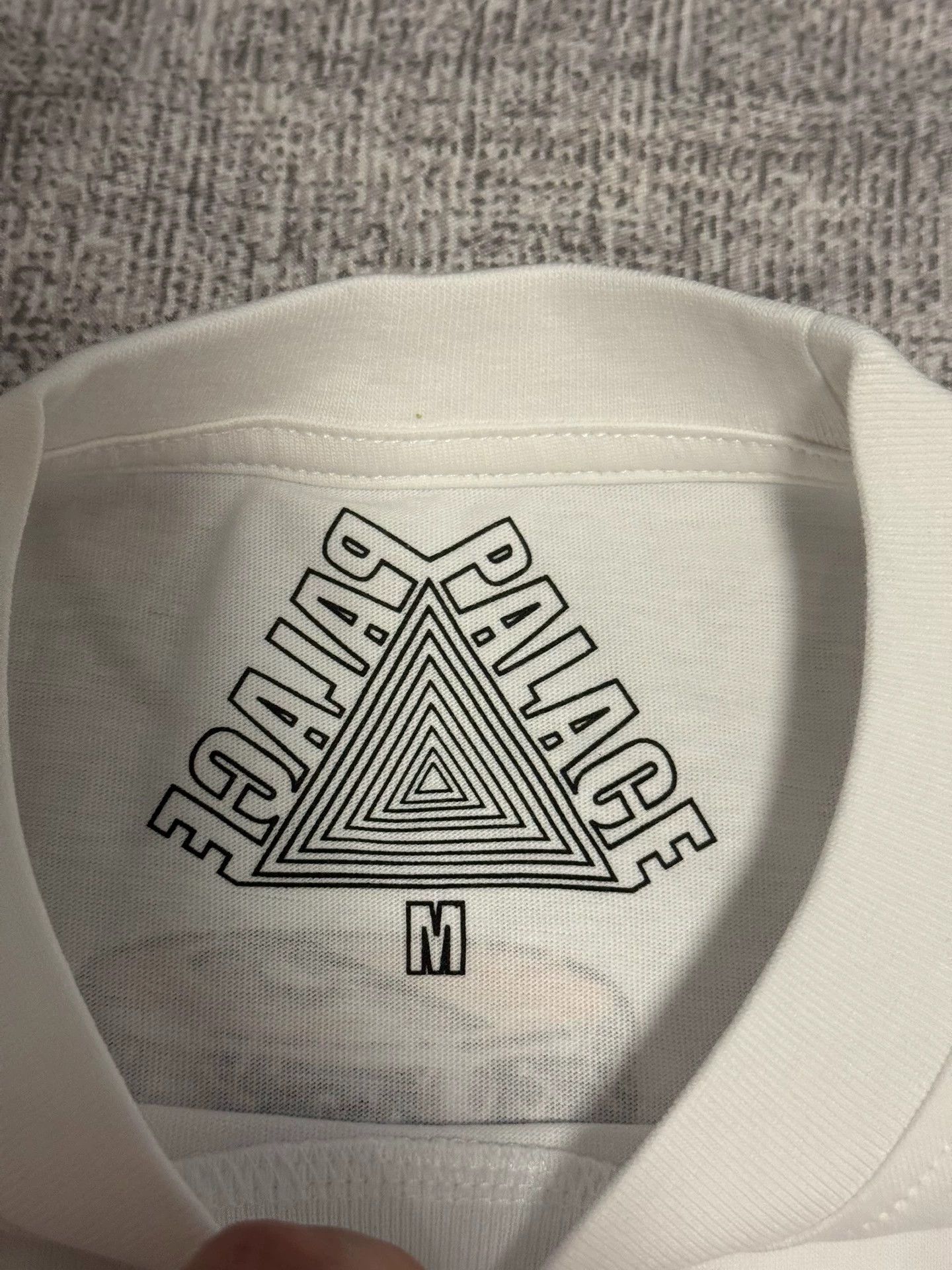 Palace Palace Remy XO Bottle Longsleeve Tee New M Size US M / EU 48-50 / 2 - 3 Thumbnail