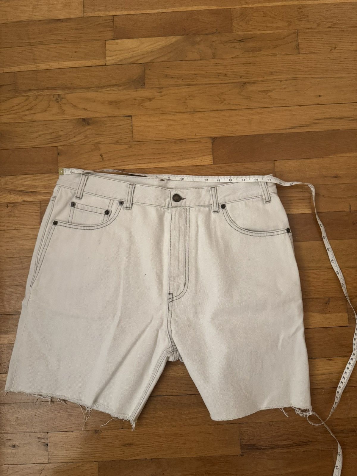 Saint Laurent Paris Saint Laurent Paris Cut Off Denim Shorts Size US 31 - 8 Thumbnail