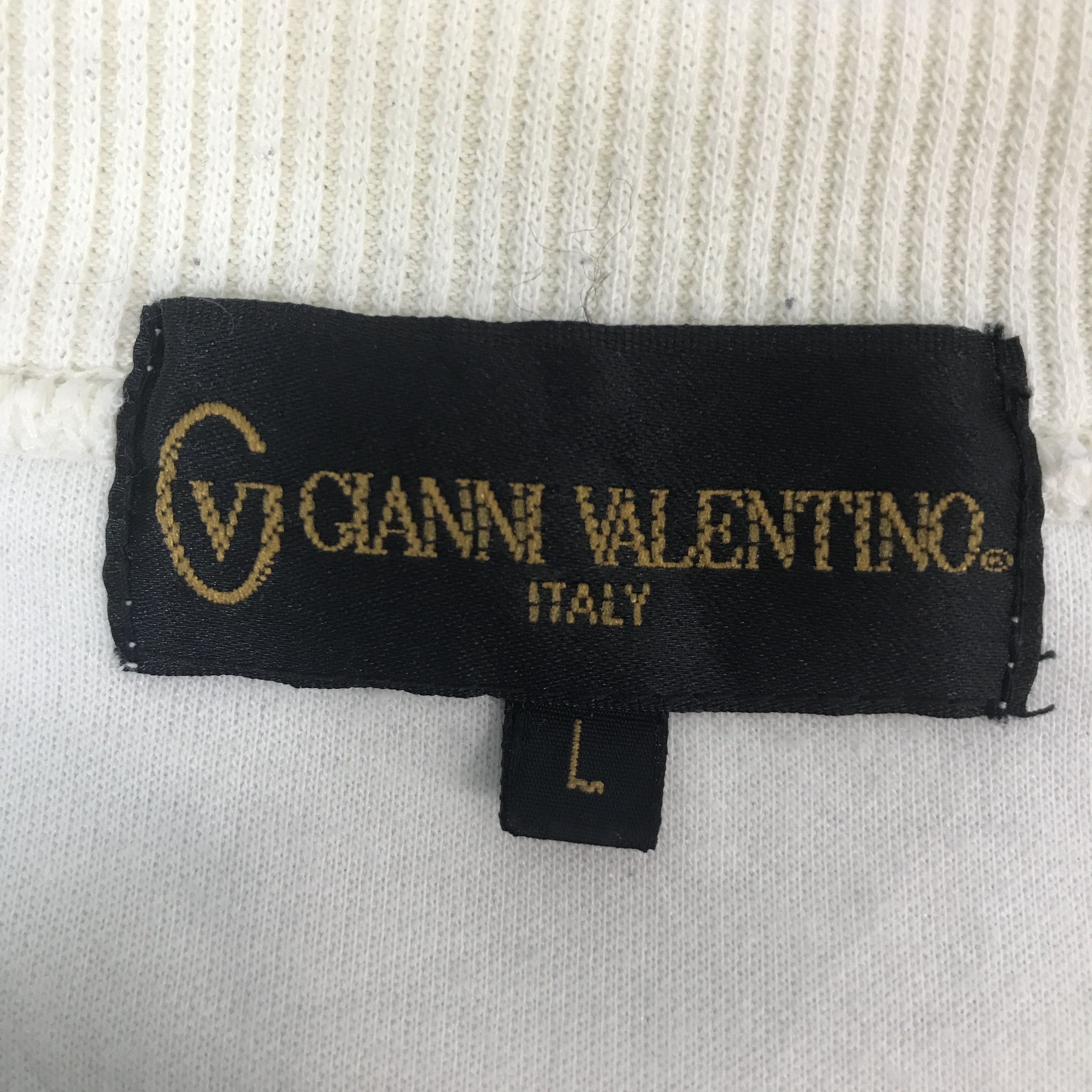 Vtg gianni valentino big logo sweatshirt