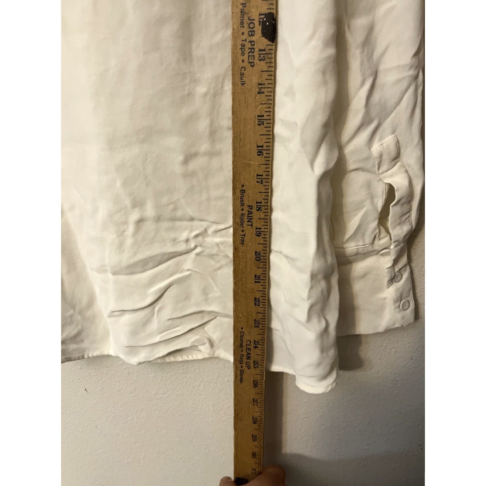 J.Crew J.Crew White Long Sleeve Henley Style Blouse Women Size 4 Stretch Italian Hidden Neckline A9993 Size S / US 4 / IT 40 - 6 Thumbnail