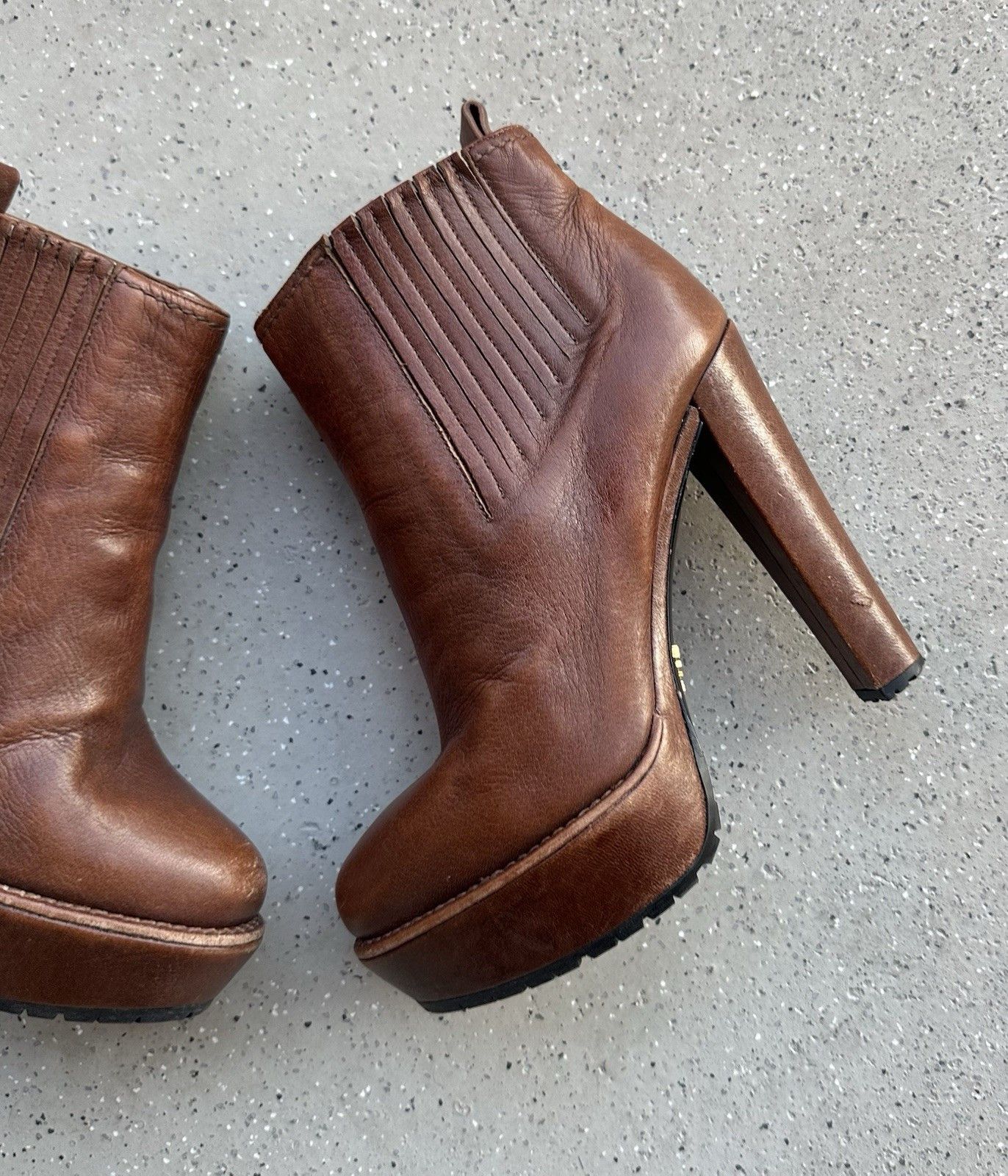 Prada DDP Prada Womens Brown Leather Platform Heel Boots Size 38,5 Size US 8.5 / IT 38.5 - 4 Thumbnail