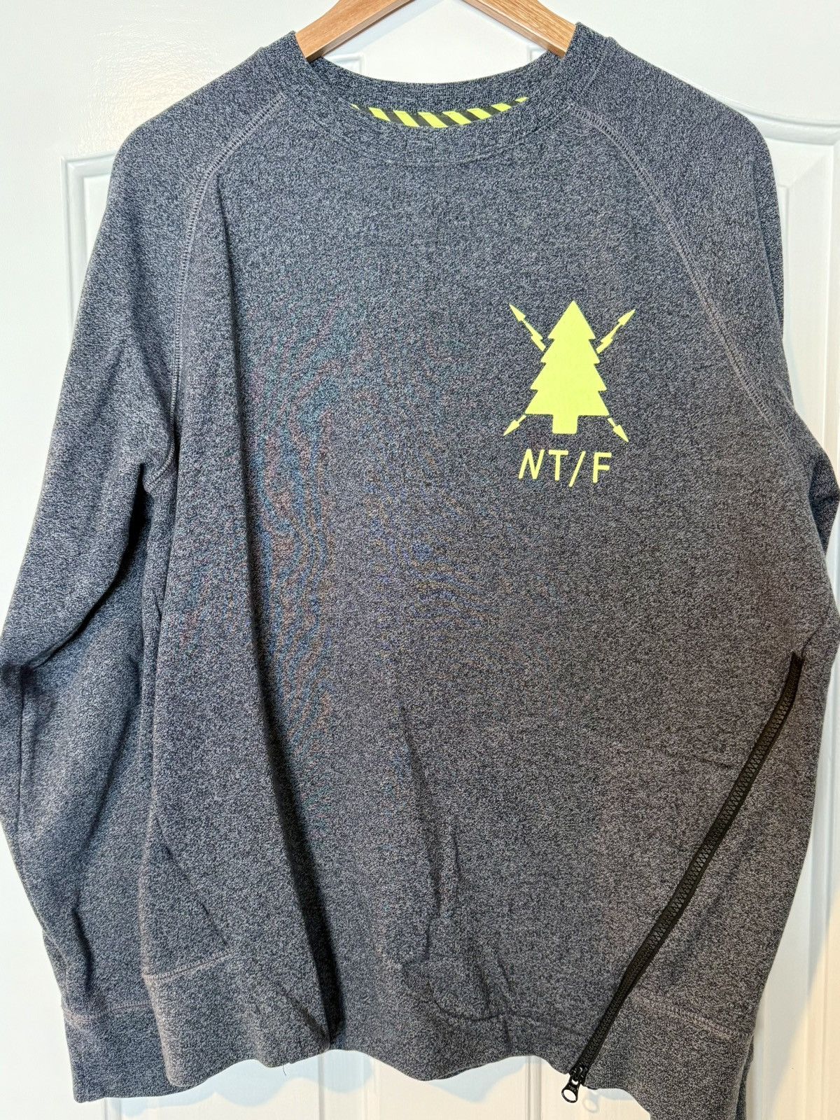 Nike Nike Therma-Fit Crewneck Sweatshirt L – NT/F Neon Tree Size US L / EU 52-54 / 3 - 2 Thumbnail