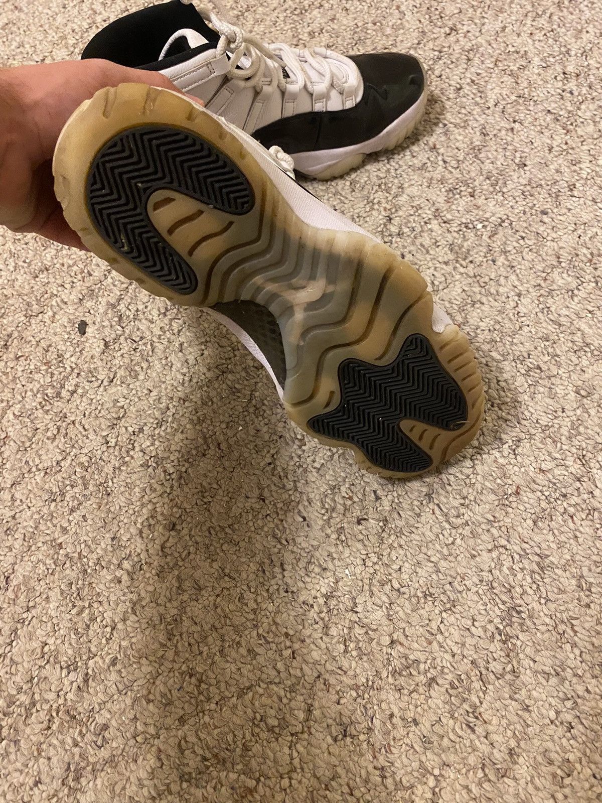 Jordan Brand Jordan 11 Retro ‘Gratitude/Defining Momments Size US 11.5 / EU 44-45 - 3 Thumbnail
