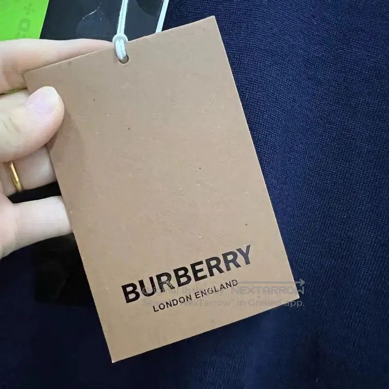Burberry Burberry Women's Long Sleeve Knitted Wool Sweater. Size L / US 10 / IT 46 - 5 Thumbnail