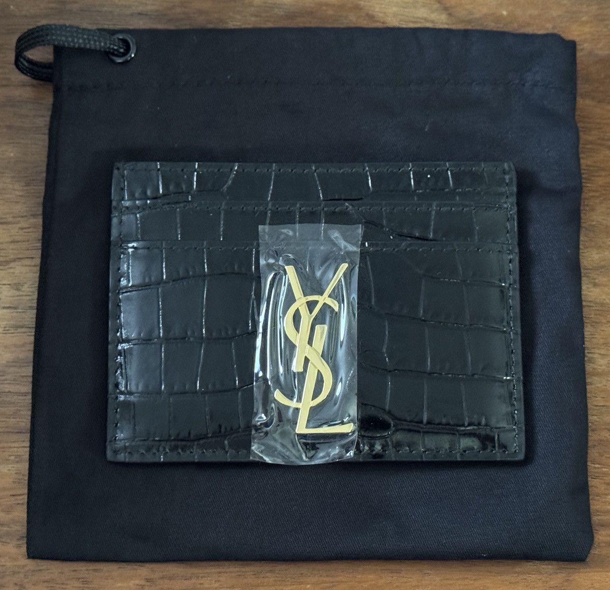 Yves Saint Laurent BRAND NEW Yves Saint Laurent Card Holder Croc Embossed Black Size ONE SIZE - 3 Thumbnail