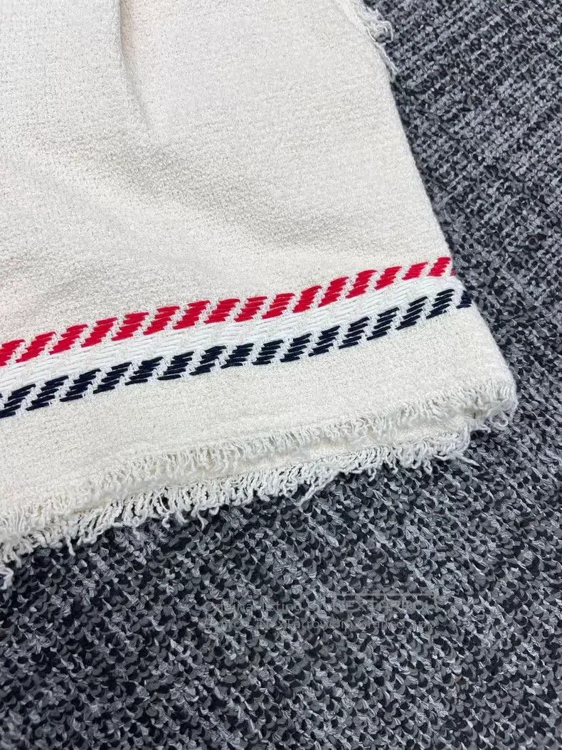 Thom Browne Thom Browne Shorts Size 27" / US 4 / IT 40 - 4 Thumbnail