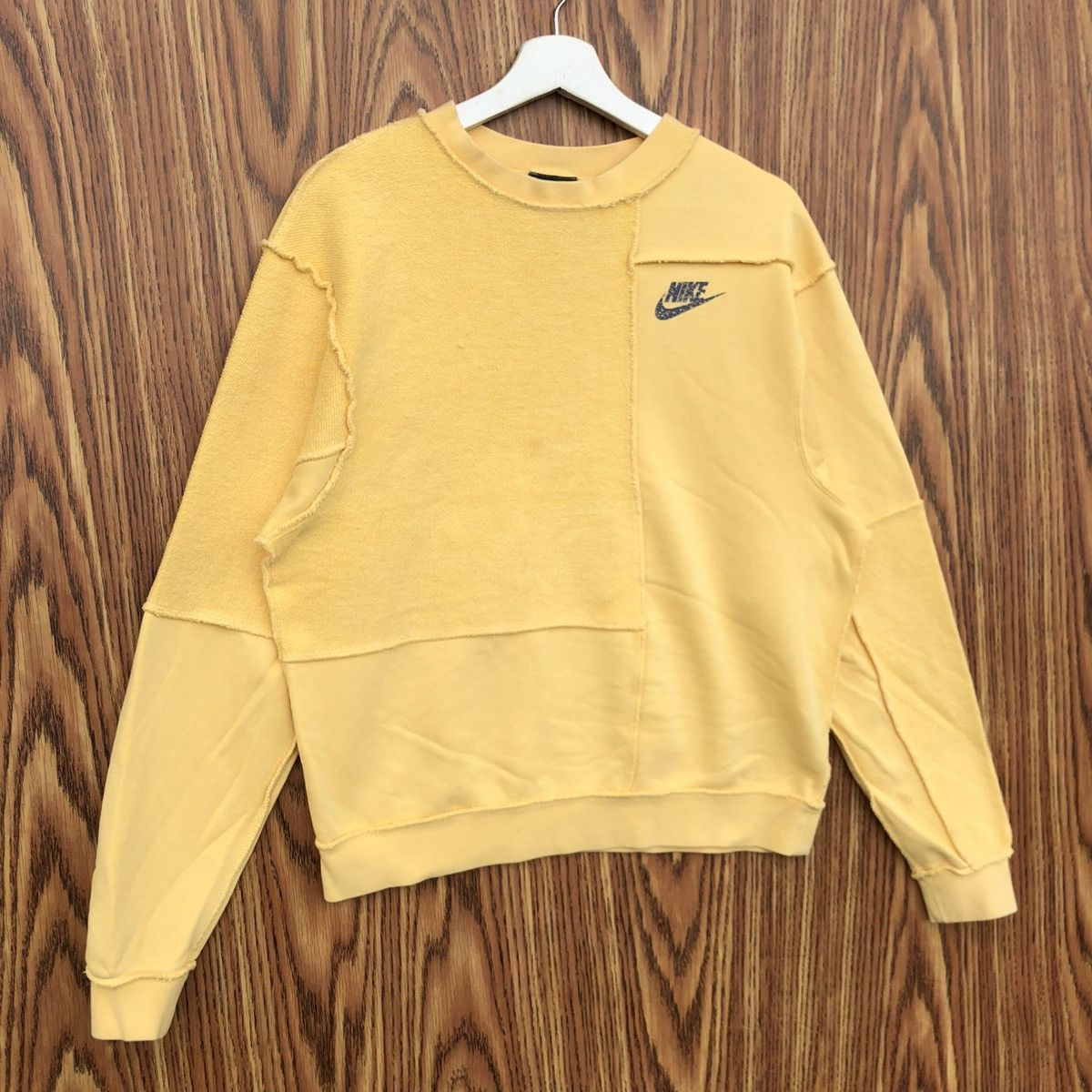 Nike Vintage Nike Swoosh Sweatshirts Size US XS / EU 42 / 0 - 2 Thumbnail