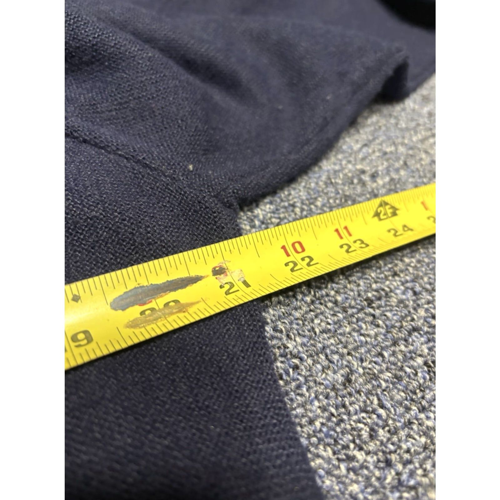 Izod VINTAGE IZOD Lacoste Sweater Men M Long Sleeve V-Neck Acrylic Made USA A3 Size US M / EU 48-50 / 2 - 3 Thumbnail