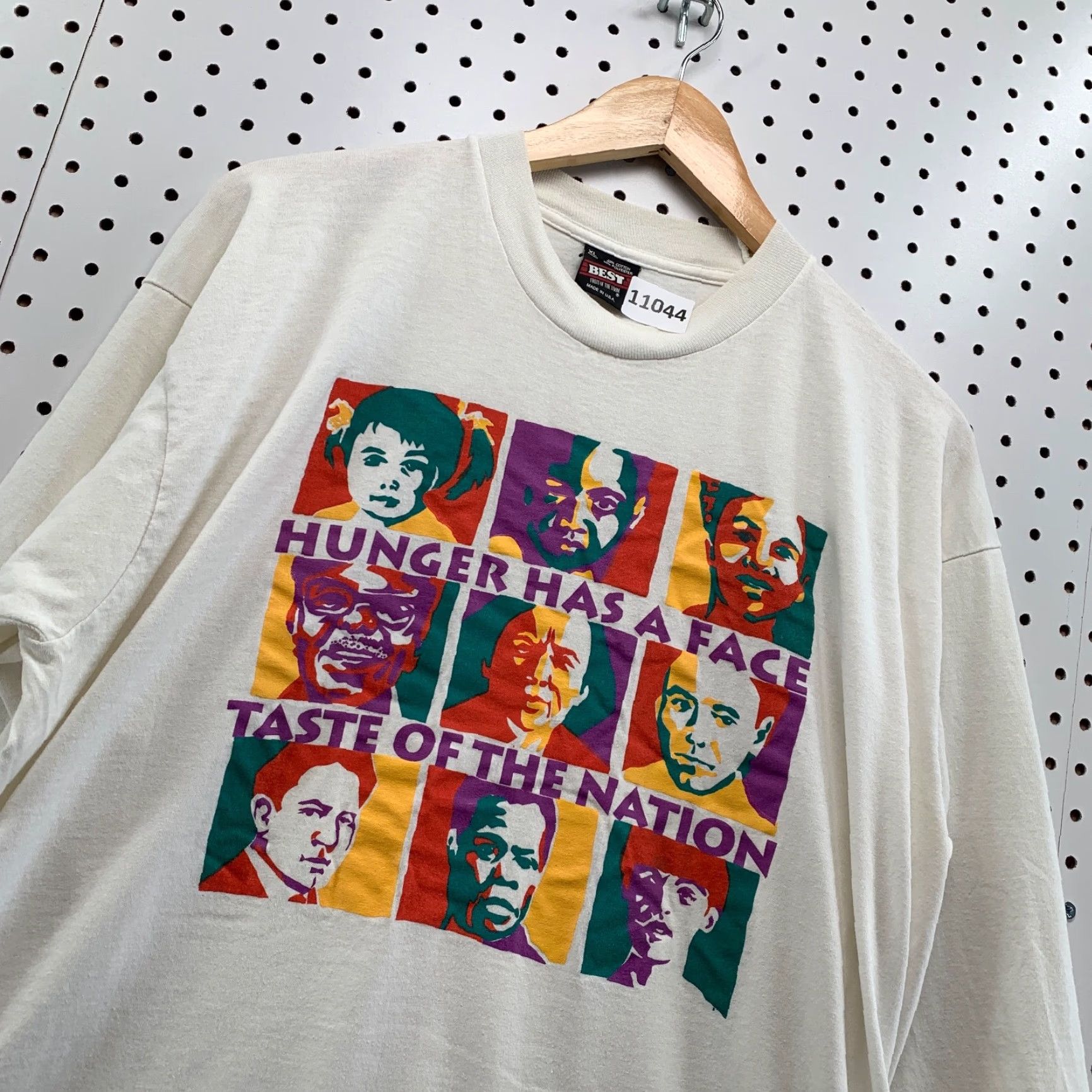 Fruit Of The Loom VINTAGE Hunger Has a Face Shirt Mens L White 90s Love Peace T-Shirt USA 22x29.5 Size US L / EU 52-54 / 3 - 5 Thumbnail