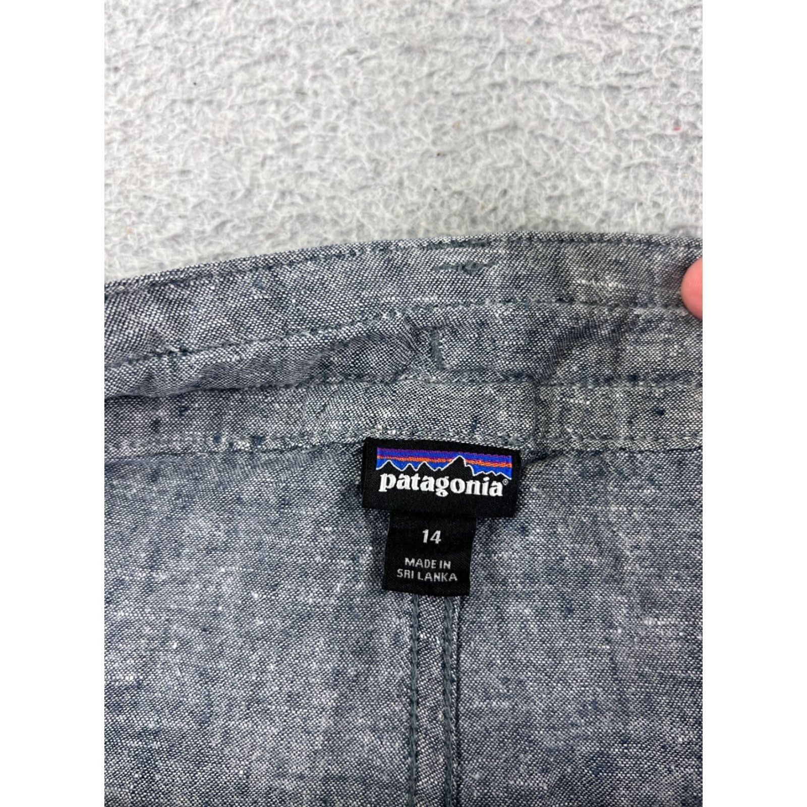 Patagonia Patagonia Shorts Womens 14 Blue Chambray Hemp Blend Island 34x3 Size 36" / US 14 / IT 50 - 3 Thumbnail