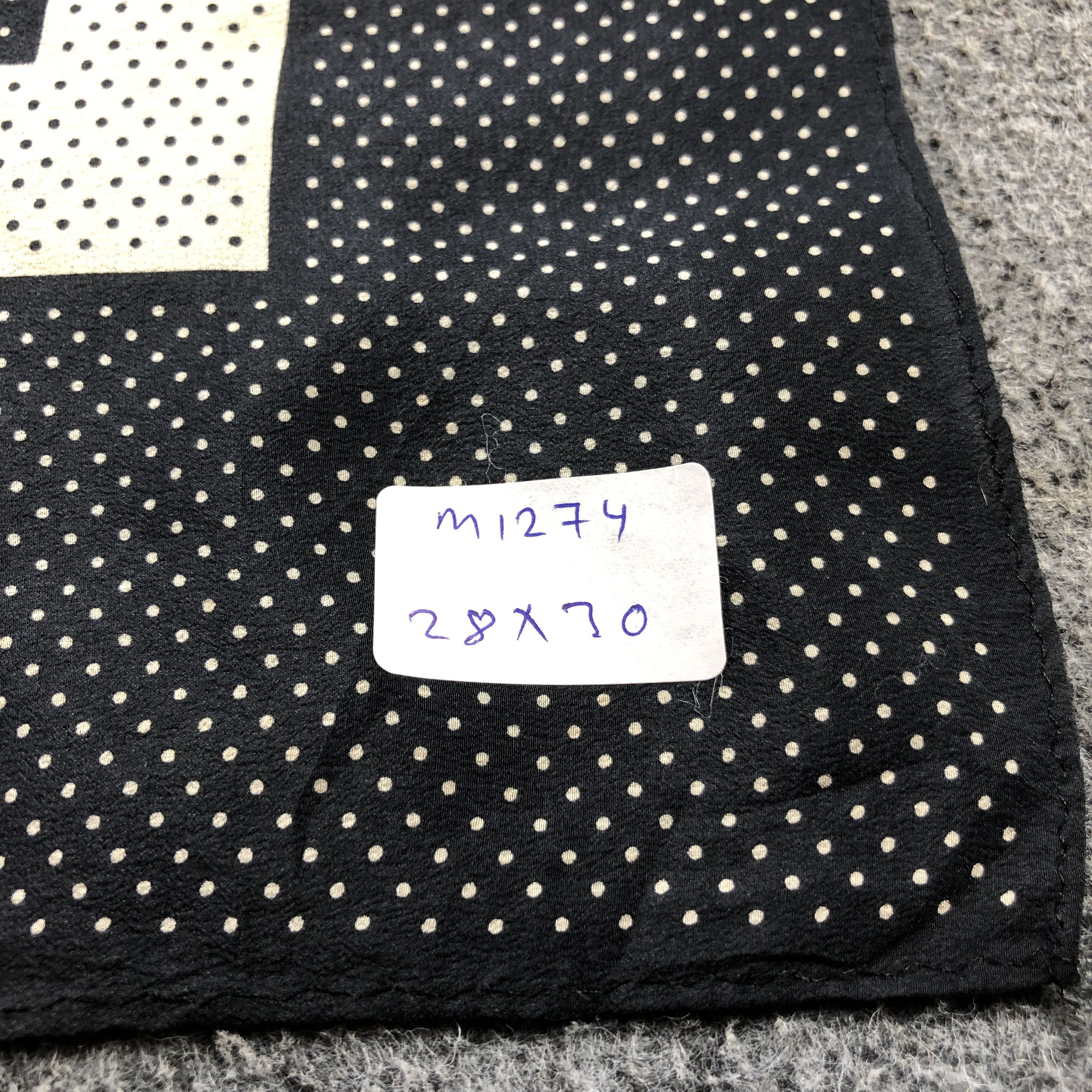 Japanese Brand Vintage Luxury Polka Dots Silk Scarf M1274 Size ONE SIZE - 9 Thumbnail