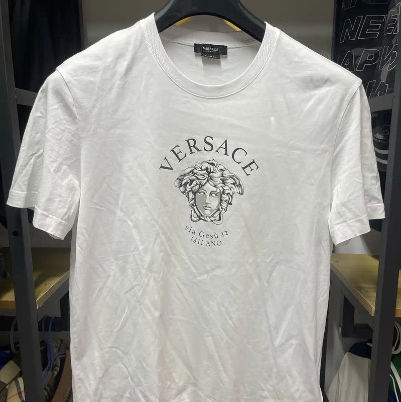 Versace Versace White Graphic Men's T-Shirt 0089 Size US S / EU 44-46 / 1 - 1 Thumbnail