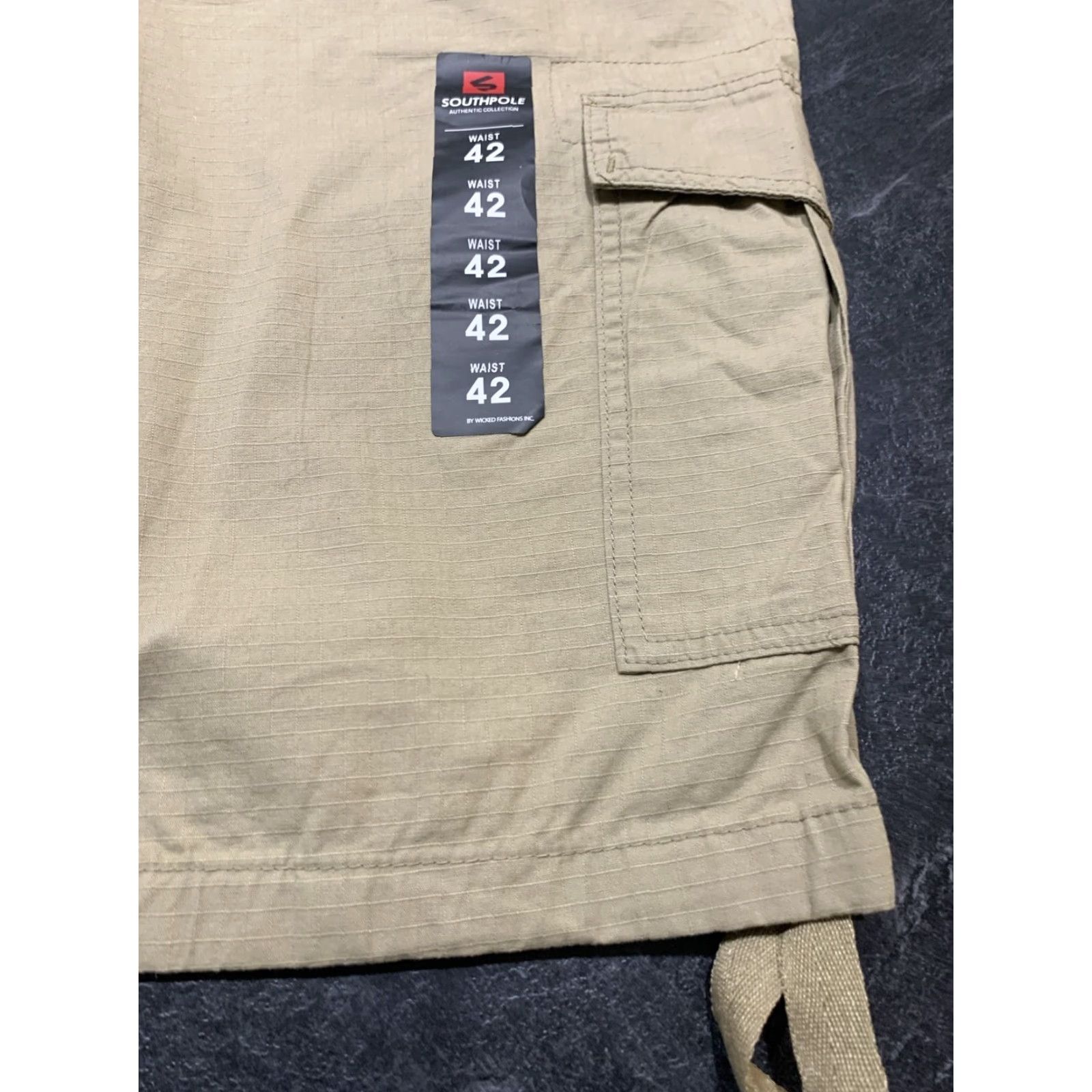 Southpole VINTAGE Southpole Men's Shorts Cargo Utility Cotton Canvas 42 Black Skater Cargo Pockets Fall Summer Outdoor Size US 42 / EU 58 - 6 Thumbnail