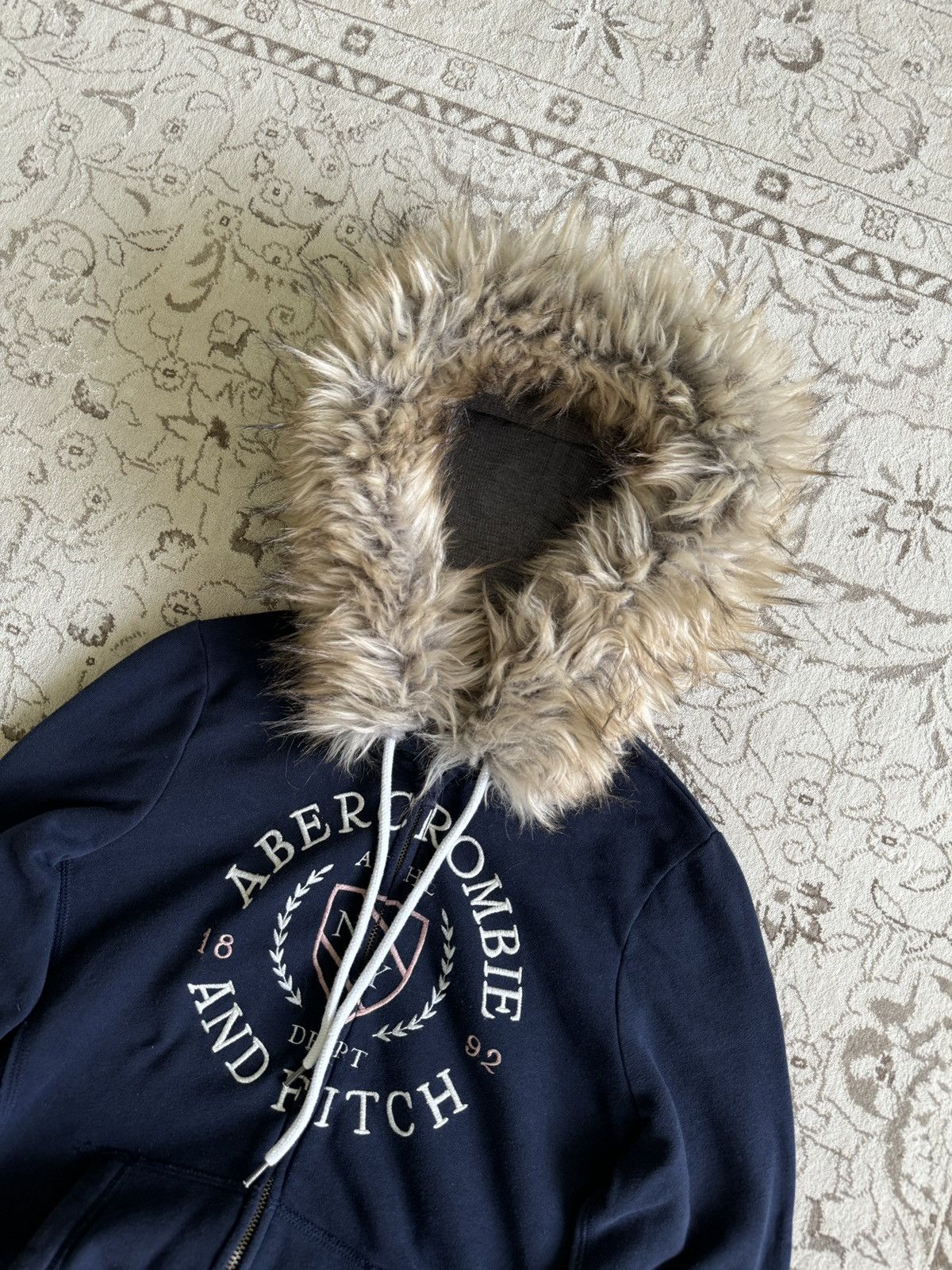 Abercrombie & Fitch Vintage y2k Abercrombie & Fitch Fur Zip Hoodie Ifsixwasnine Size L / US 10 / IT 46 - 5 Thumbnail