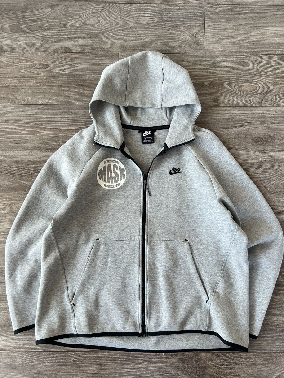 Designer × Nike ‼️Nike Tech Fleece Norway Windrunner Zip Hoodie‼️ Size US XL / EU 56 / 4 - 10 Thumbnail