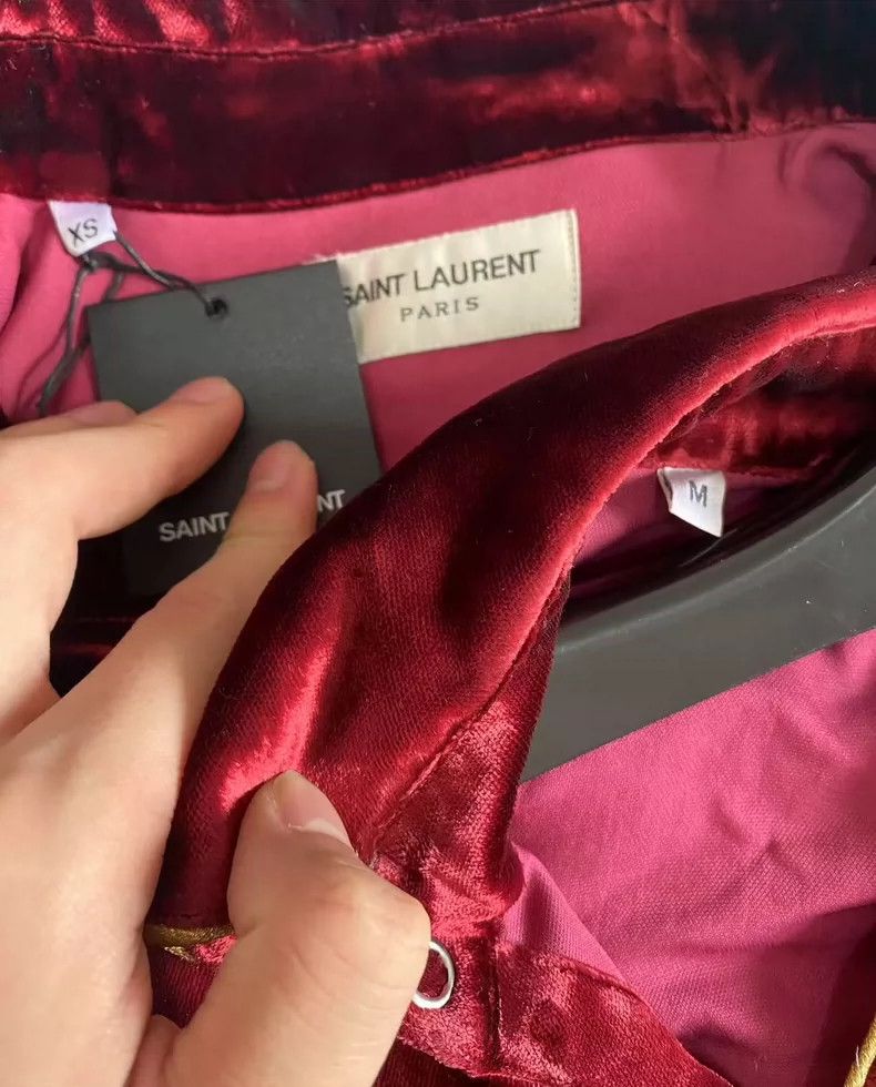 Saint Laurent Paris Saint Laurent Paris16 FW Red Velvet Gold Thread Court Shir Size US M / EU 48-50 / 2 - 3 Thumbnail