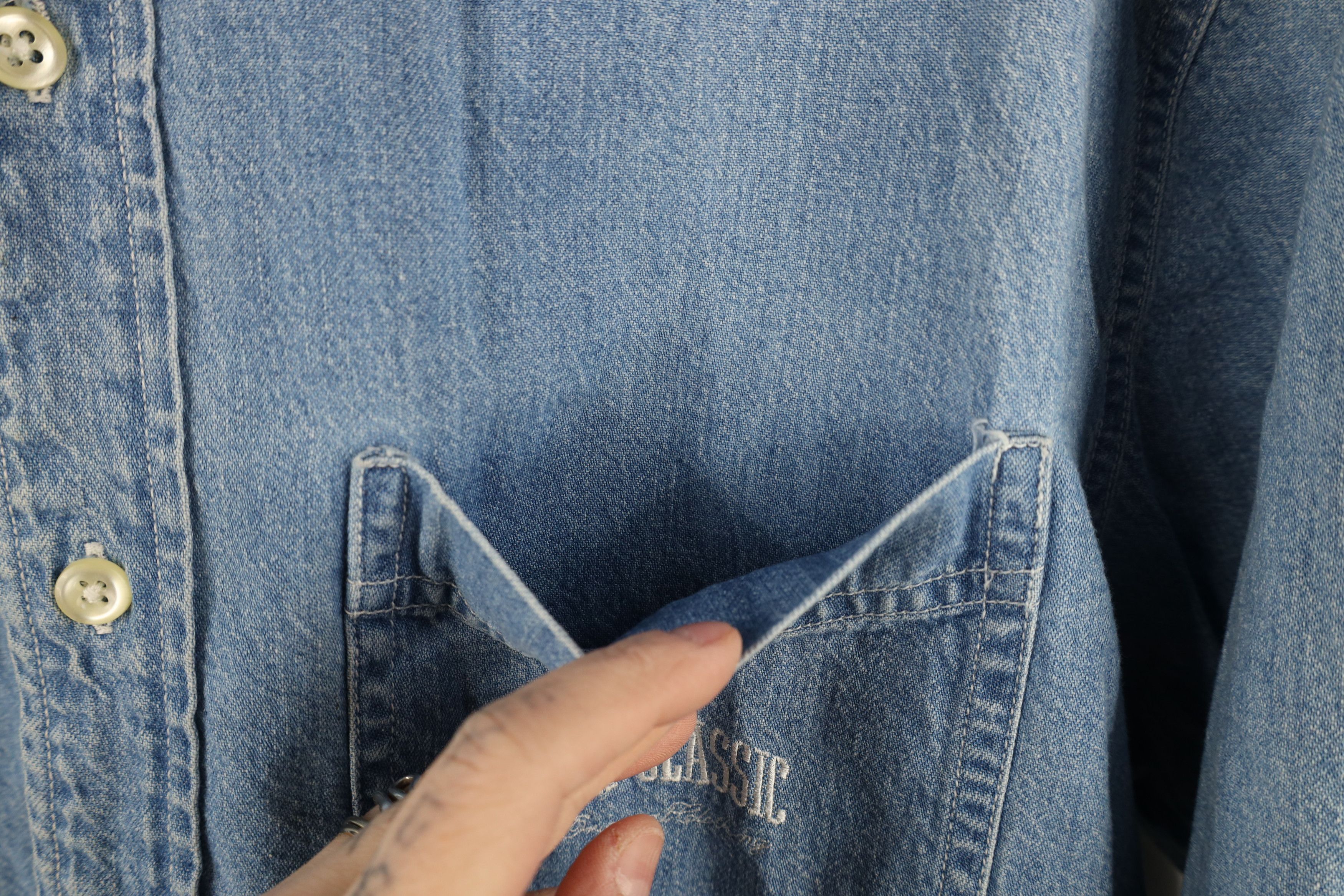 Gap × Vintage Vintage 90s Gap Classic Spell Denim Jean Button Down Shirt Size US S / EU 44-46 / 1 - 5 Thumbnail