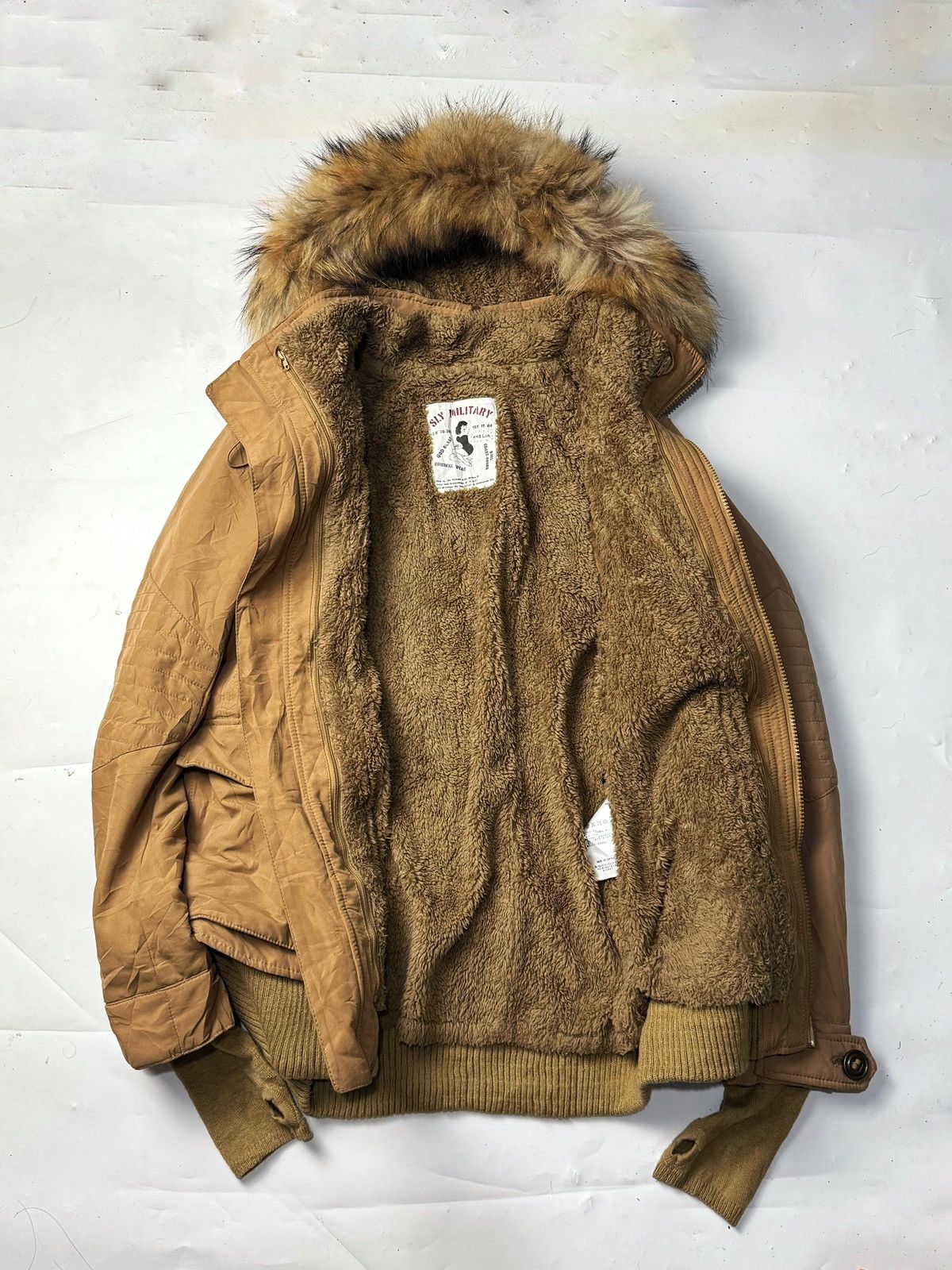 Le Grande Bleu (L.G.B.) Sly Japanese fur jacket style ifsx lgb Size US M / EU 48-50 / 2 - 3 Thumbnail
