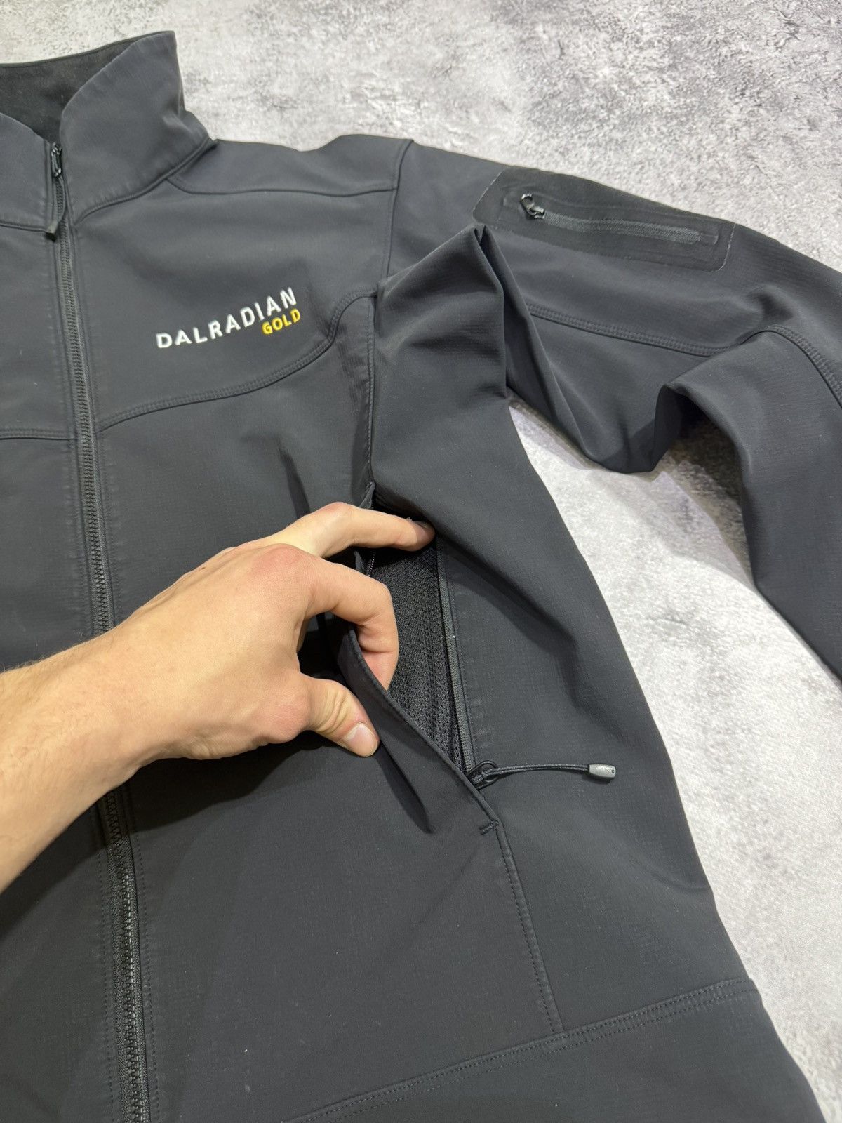 Arc'teryx × Vintage Arcteryx Softshell Black Jacket Size US M / EU 48-50 / 2 - 6 Thumbnail