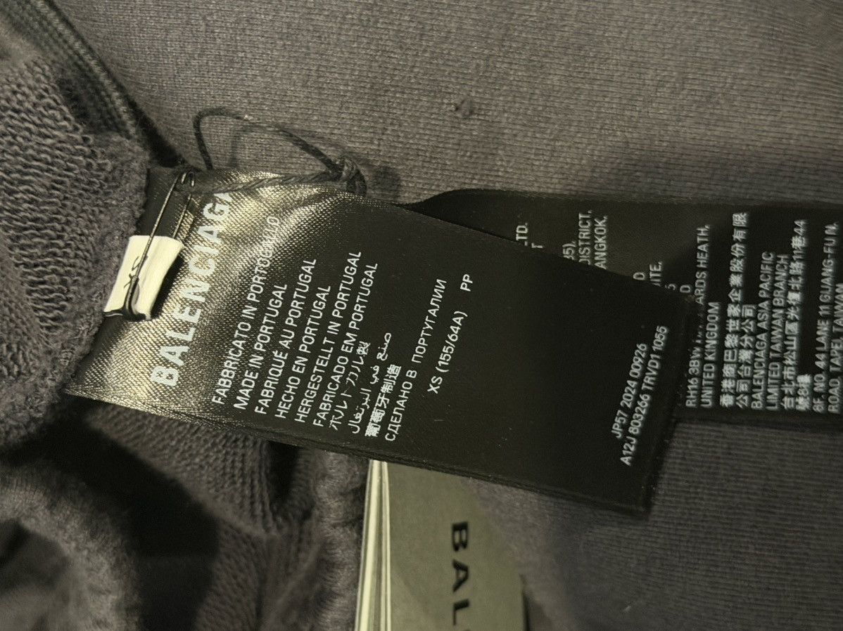 Balenciaga Balenciaga Planet Earth SweatPants Size US 30 / EU 46 - 6 Thumbnail