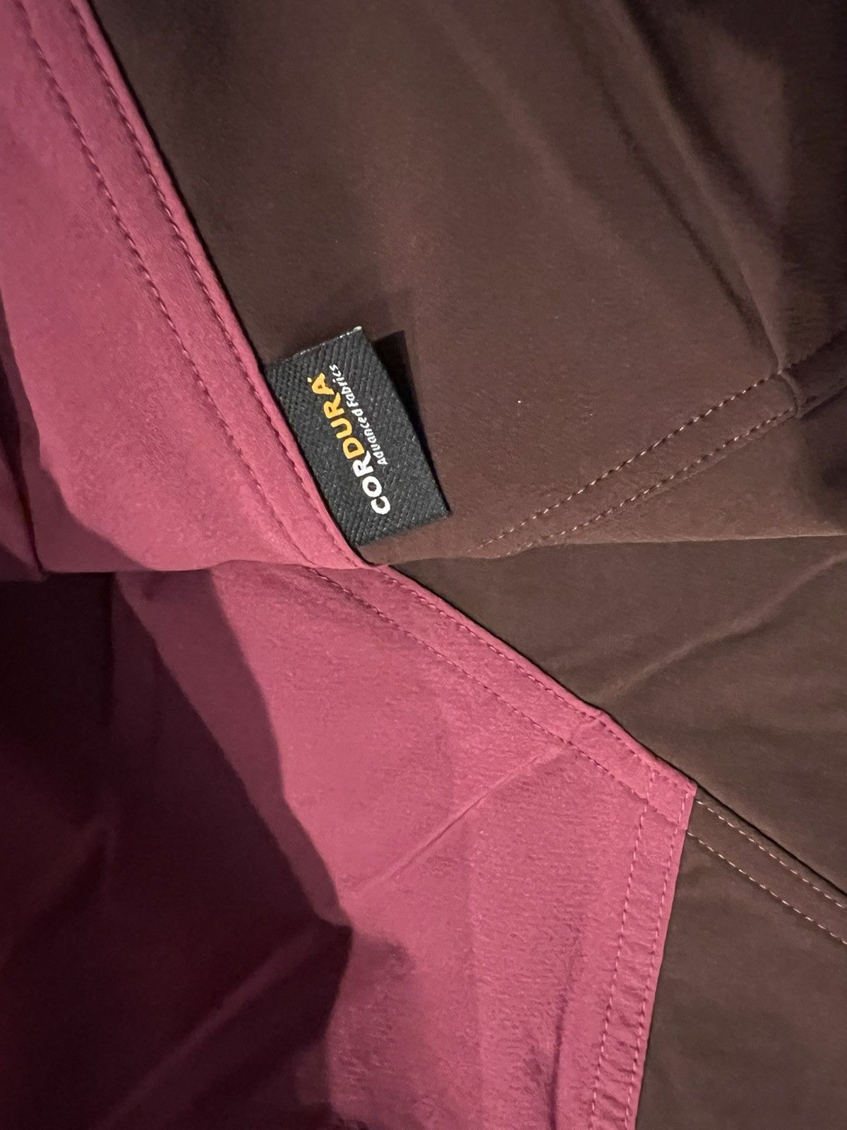 Nike ACG Size Small SS23 Nike ACG Sun Farer Cordura Jacket Rosewood Size US S / EU 44-46 / 1 - 7 Thumbnail