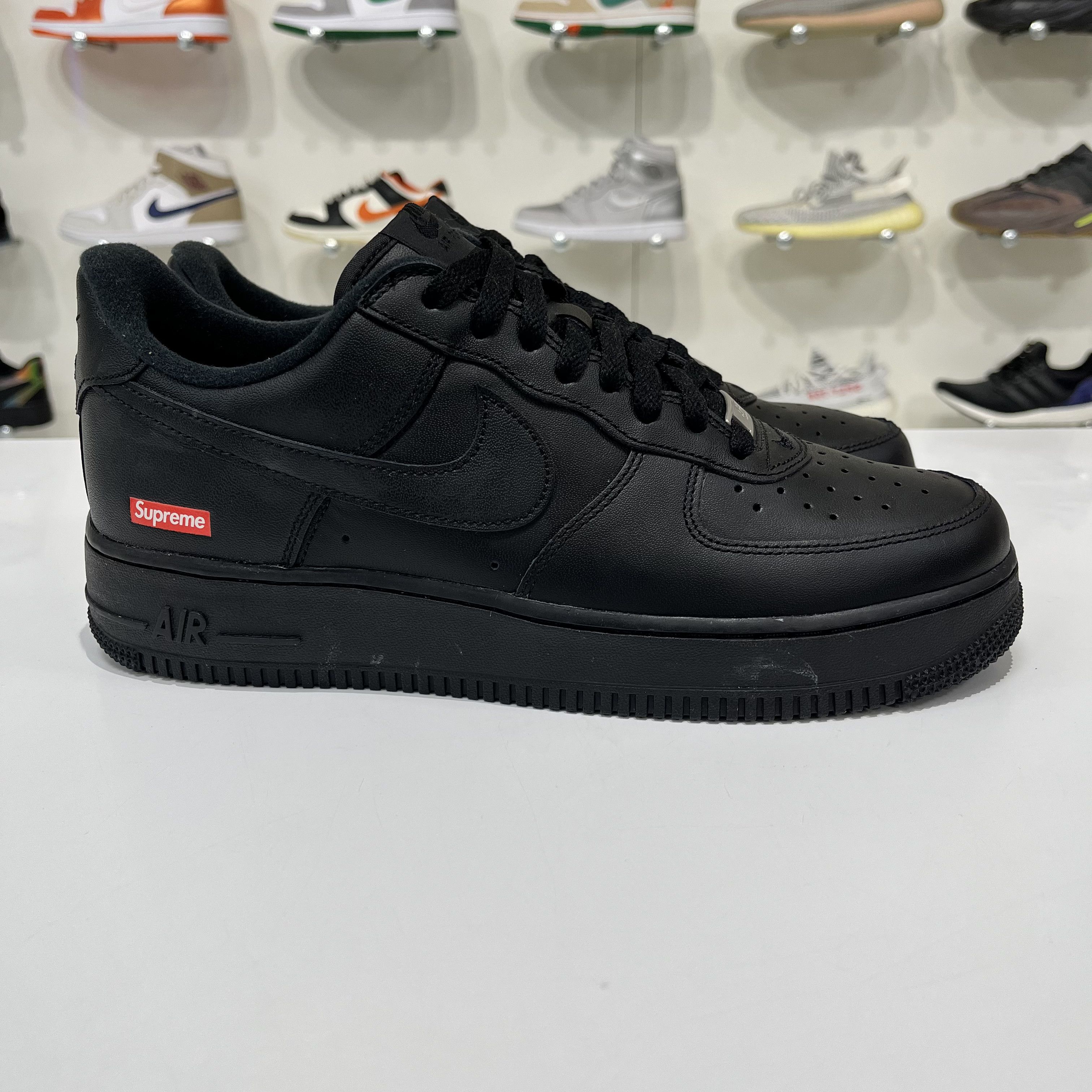 Nike × Supreme Nike Air Force 1 Low Supreme Black Size US 9 / EU 42 - 5 Thumbnail