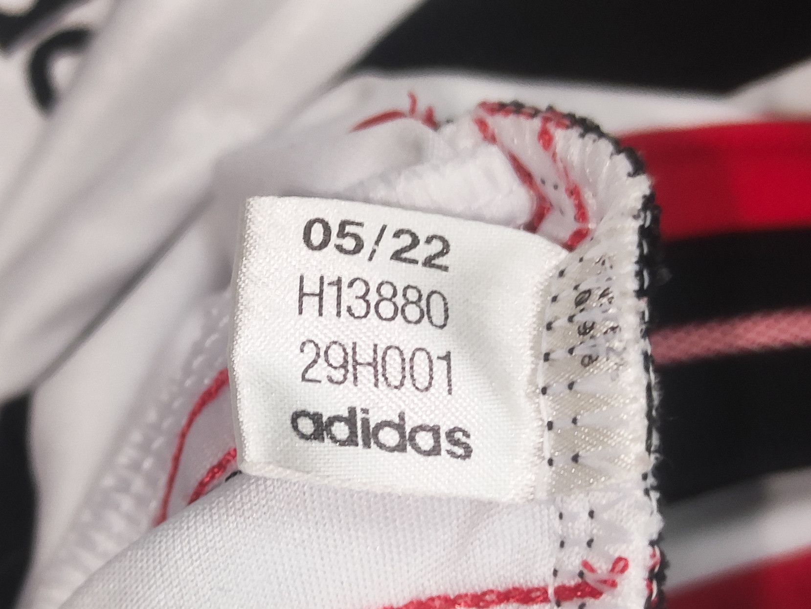Adidas Manchester United 2022 2023 Adidas Away Shirt Size US S / EU 44-46 / 1 - 4 Thumbnail