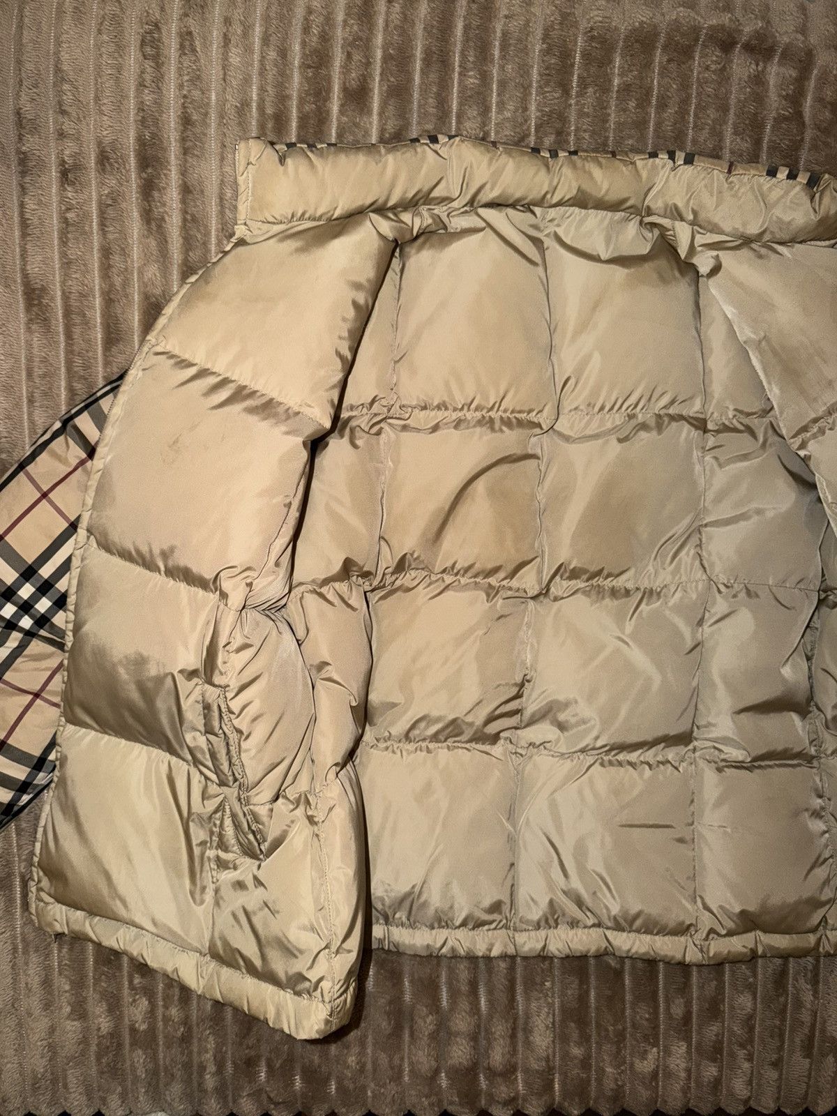 Burberry Burberry Reversible Murmansky Fur Puffer –Vintage Nova Check Size XS / US 0-2 / IT 36-38 - 7 Thumbnail