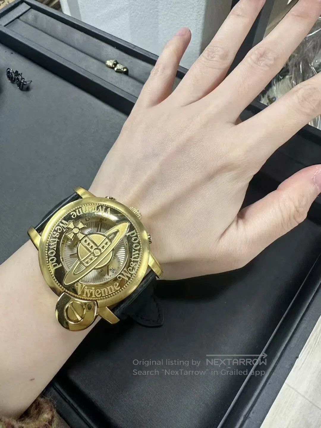 Vivienne Westwood vivienne westwood golden saturn watch. Size ONE SIZE - 2 Thumbnail