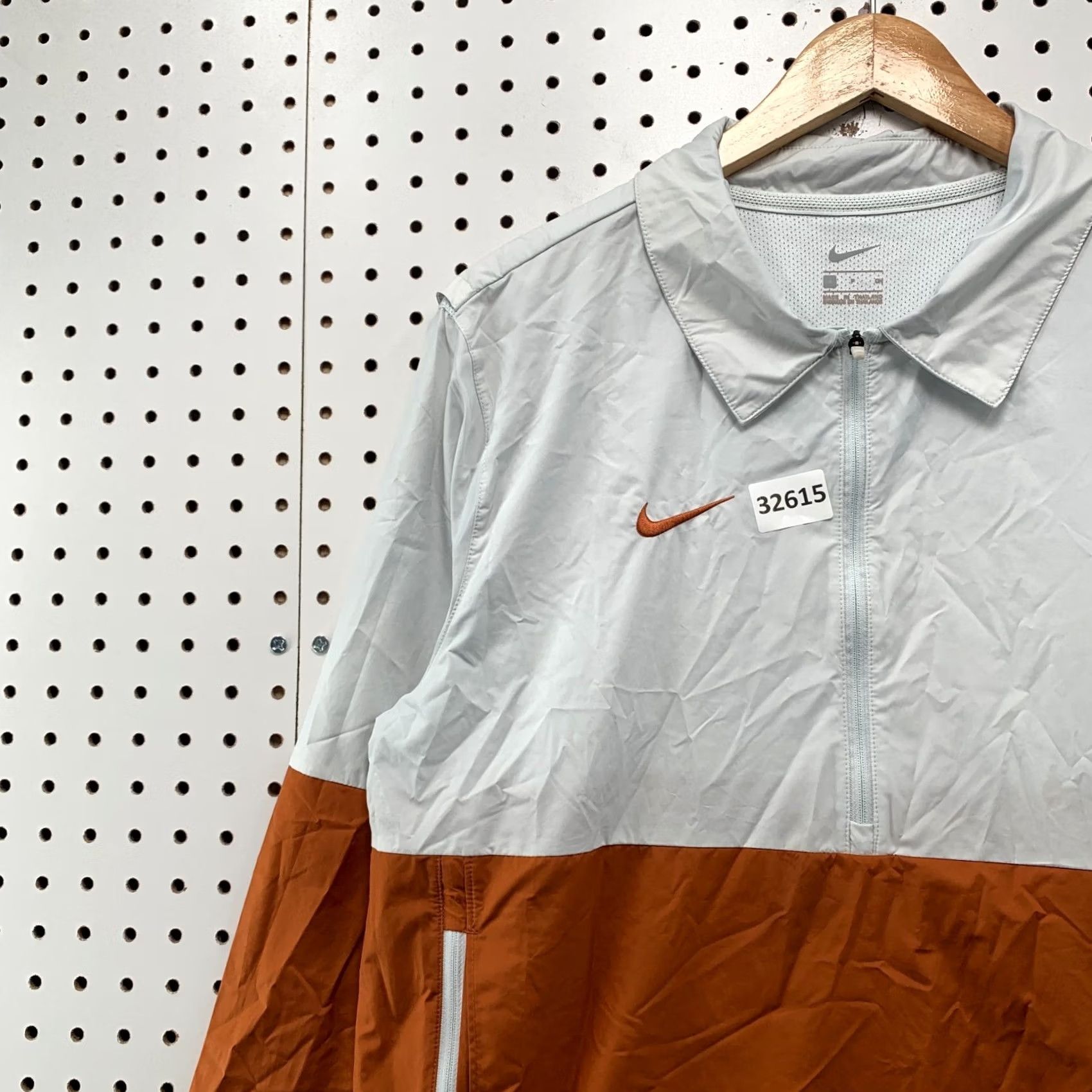 Nike Nike Windbreaker 1/2 Zip Small Pullover White Orange Long Sleeve Collared Mens S Modern Nike Dri-FIT Pullover Windbreaker Size US S / EU 44-46 / 1 - 4 Thumbnail