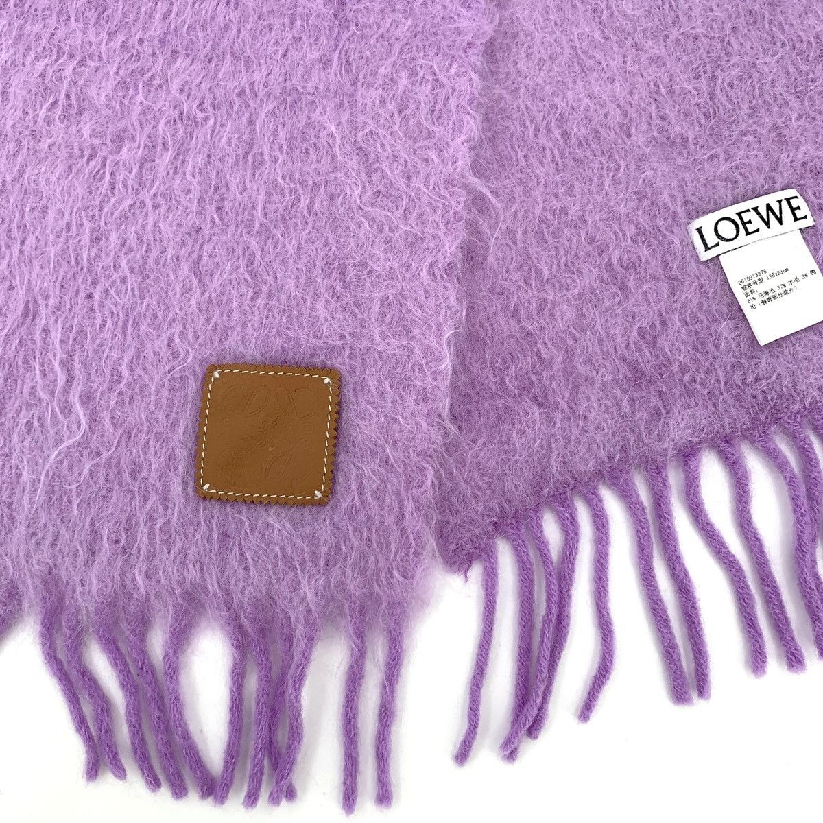 Loewe Loewe Purple Logo Leather Tag Mohair Tassel Scarf Size ONE SIZE - 4 Thumbnail