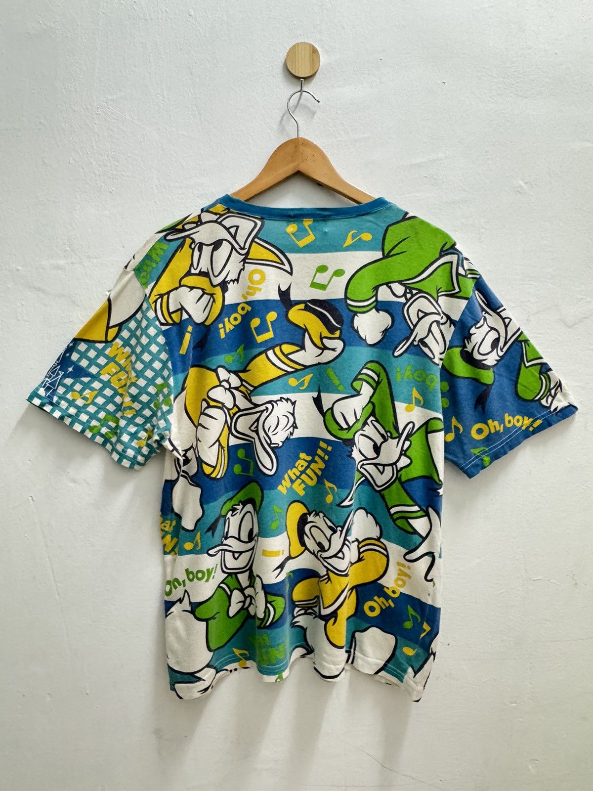 Disney VINTAGE DONALD DUCK TOKYO DISNEY ALL OVER PRINT TEE Size US L / EU 52-54 / 3 - 2 Thumbnail