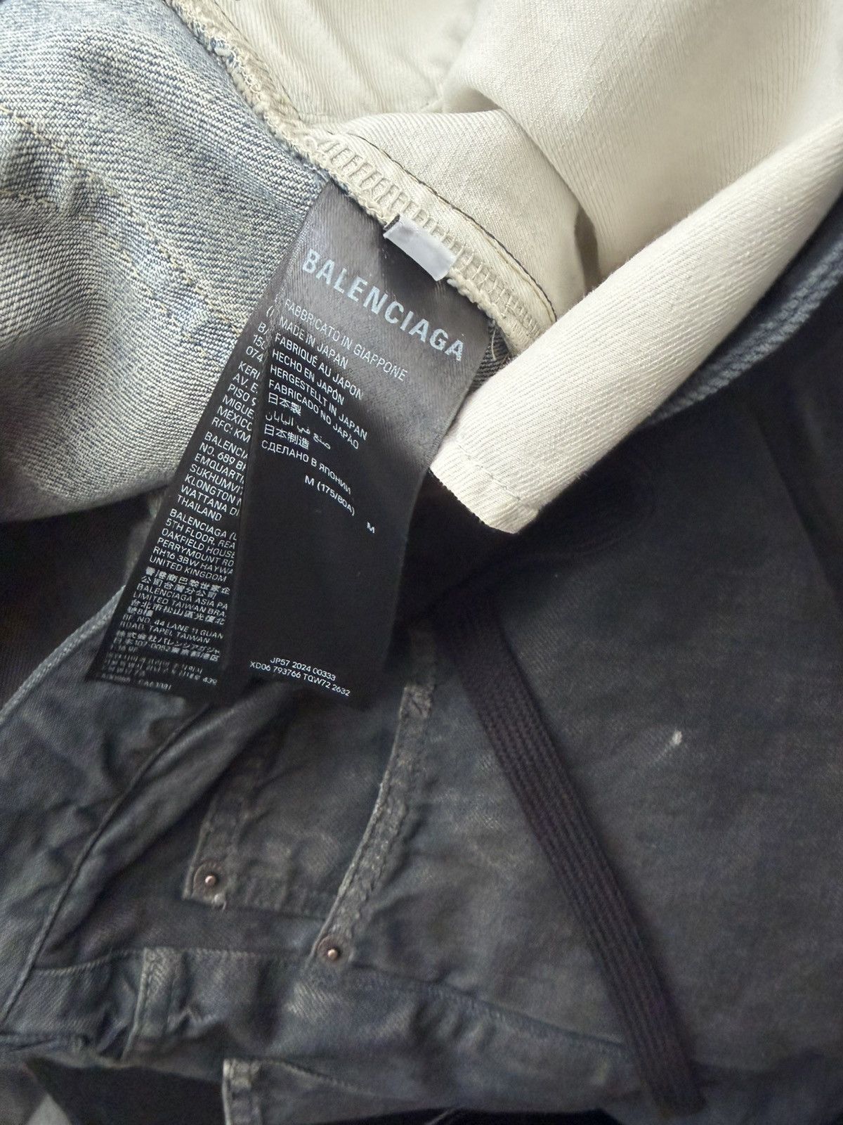 Balenciaga Balenciaga Fifty-Fifty Jeans Size US 32 / EU 48 - 9 Thumbnail