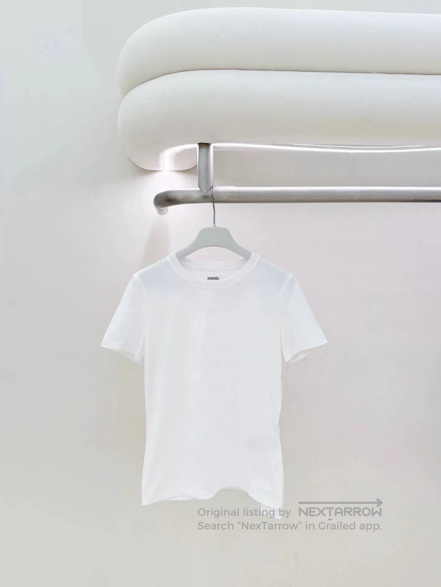 Hermes Hermes White Letter Print T-shirt. Size US XS / EU 42 / 0 - 1 Thumbnail