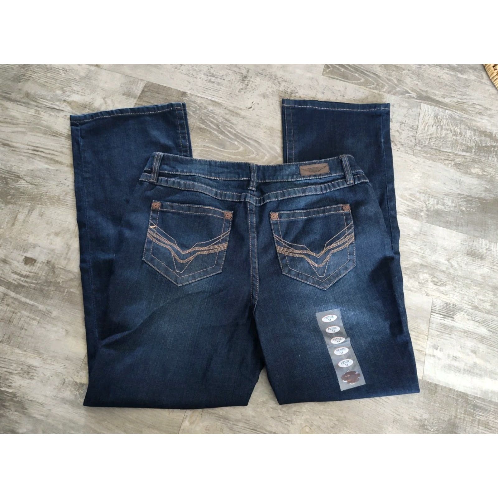 Harley Davidson VINTAGE Harley-Davidson Women’s Jeans Size 14 Boot Cut Denim Biker Pants Leather Details Size 36" / US 14 / IT 50 - 2 Thumbnail