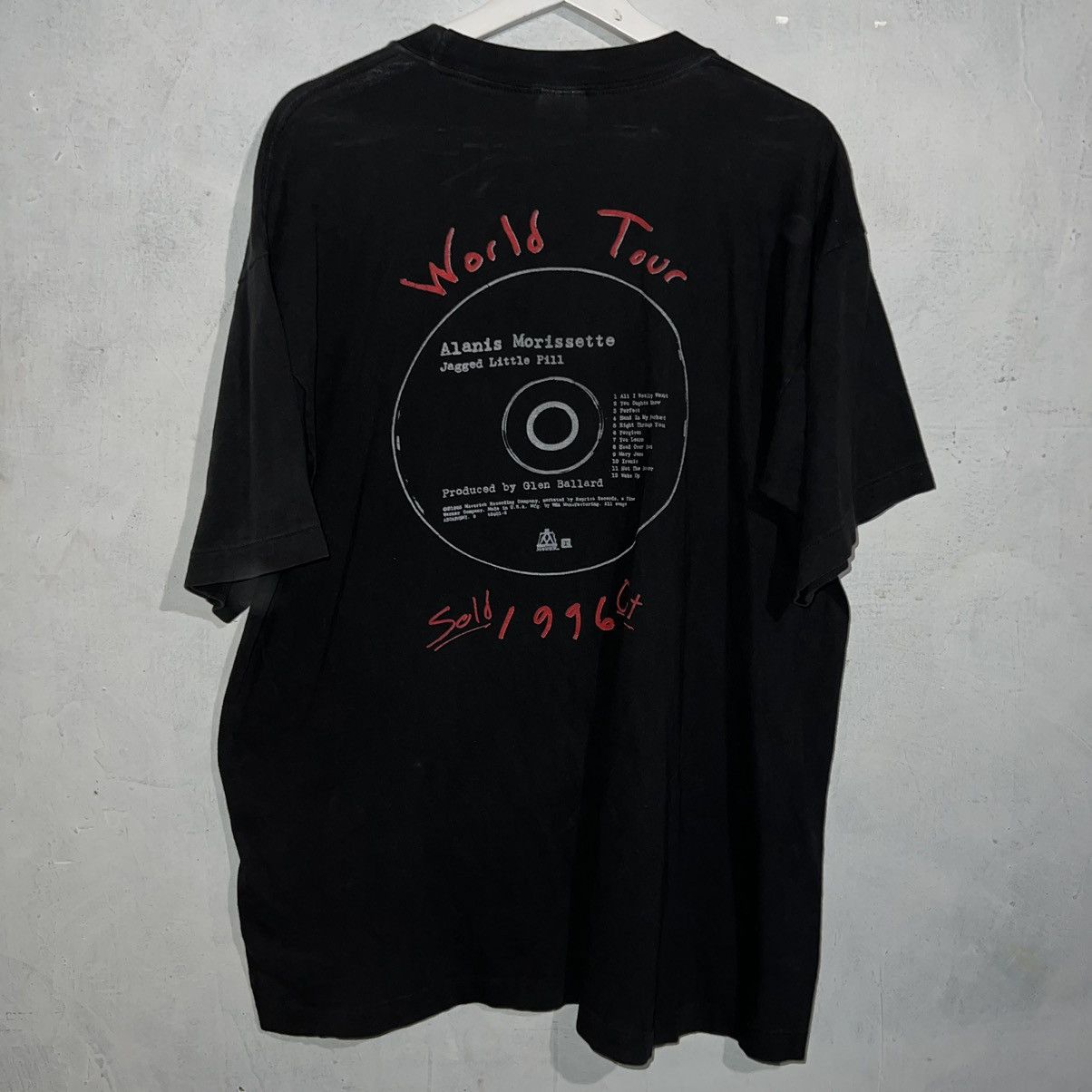 Band Tees Vintage Alanis Morrisette Jagged Little Pill XL 90s Size US XL / EU 56 / 4 - 7 Thumbnail