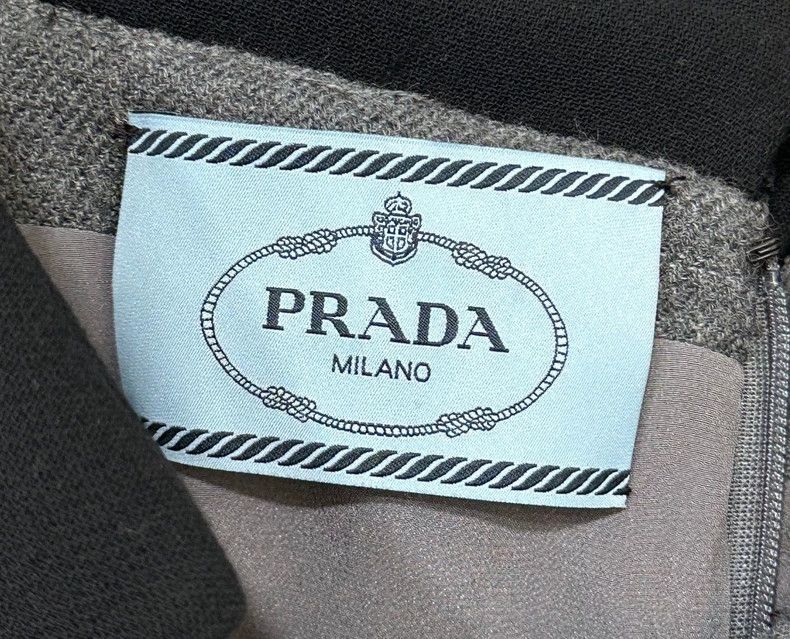 Prada Prada Small lapel dress 2504-Nextarrow Size XS / US 0-2 / IT 36-38 - 4 Thumbnail