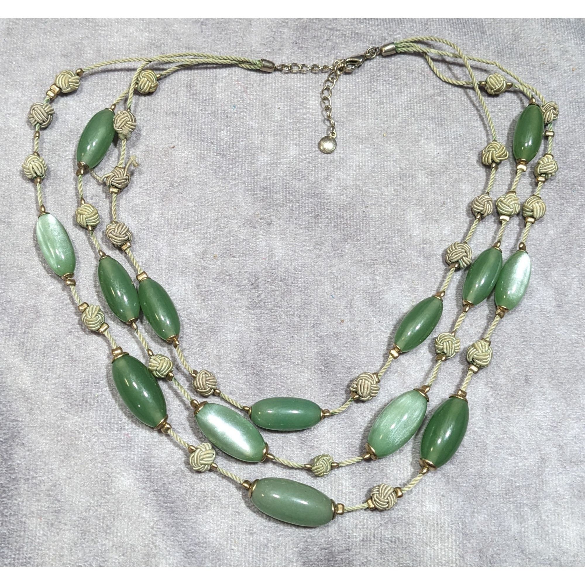 Liz Claiborne Vintage Liz Claiborne Green Moonglow Lucite Layered Knotted Size ONE SIZE - 4 Thumbnail